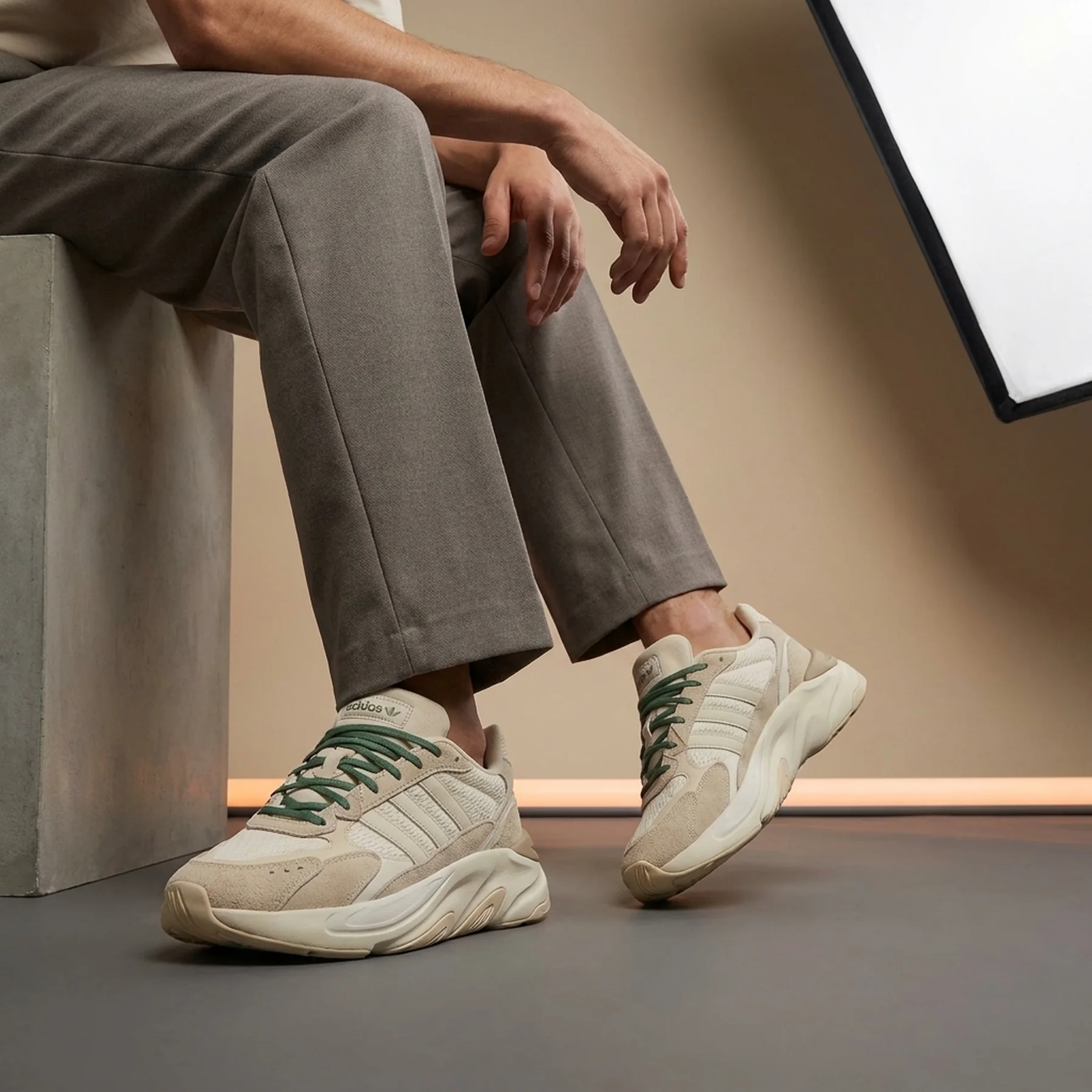 Кросівки чоловічі Adidas Oznova (GX4507)