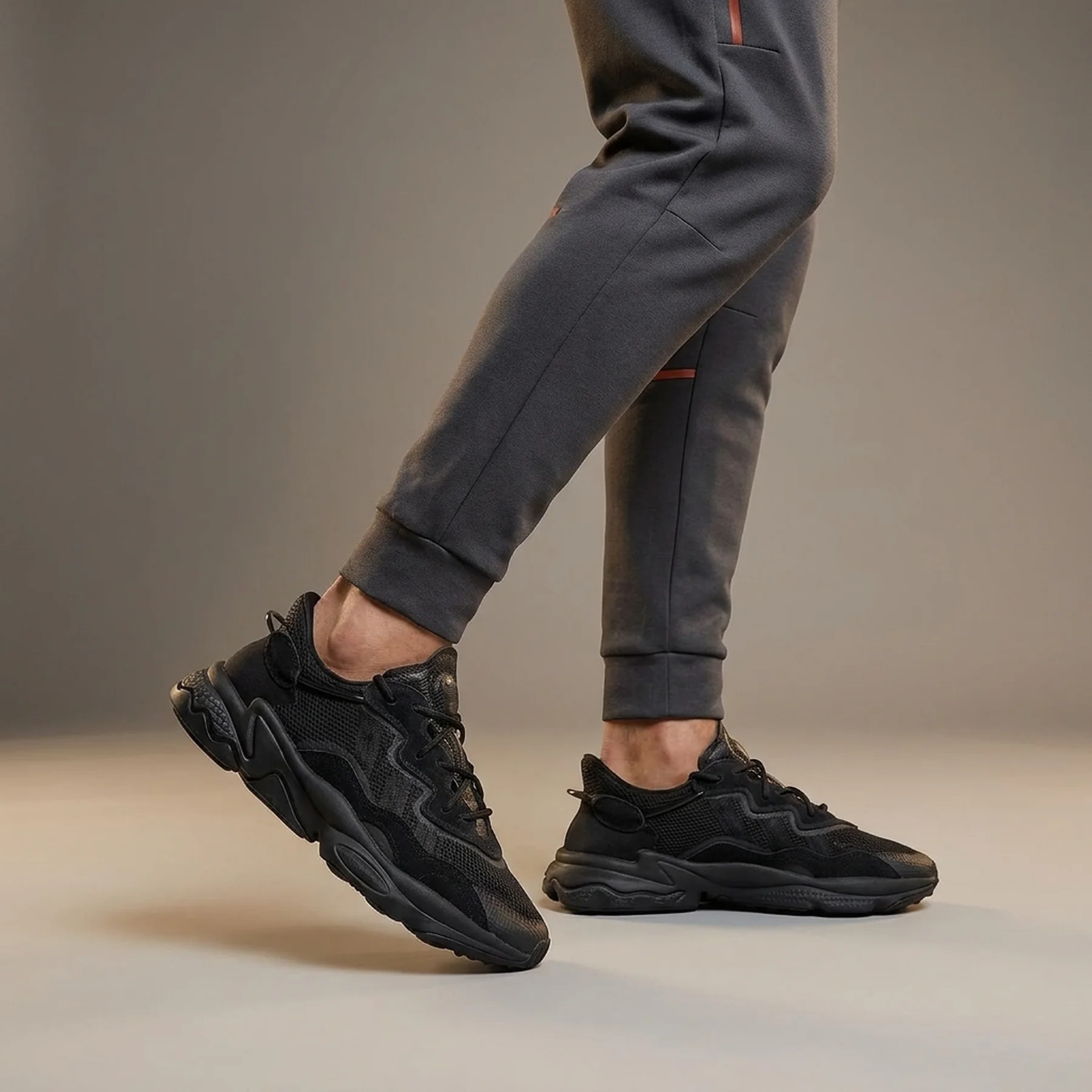 Кросівки чоловічі Adidas Ozweego (EE6999)