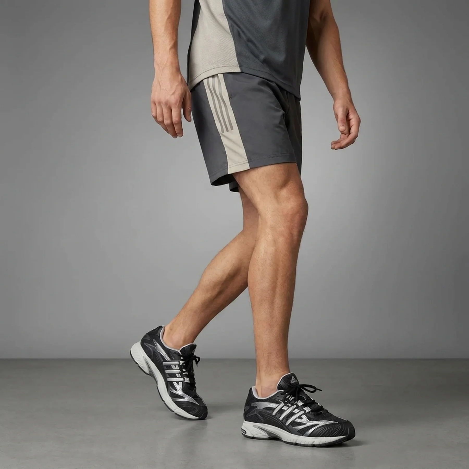 Кросівки чоловічі Adidas Temper Run 3 (IH0404)