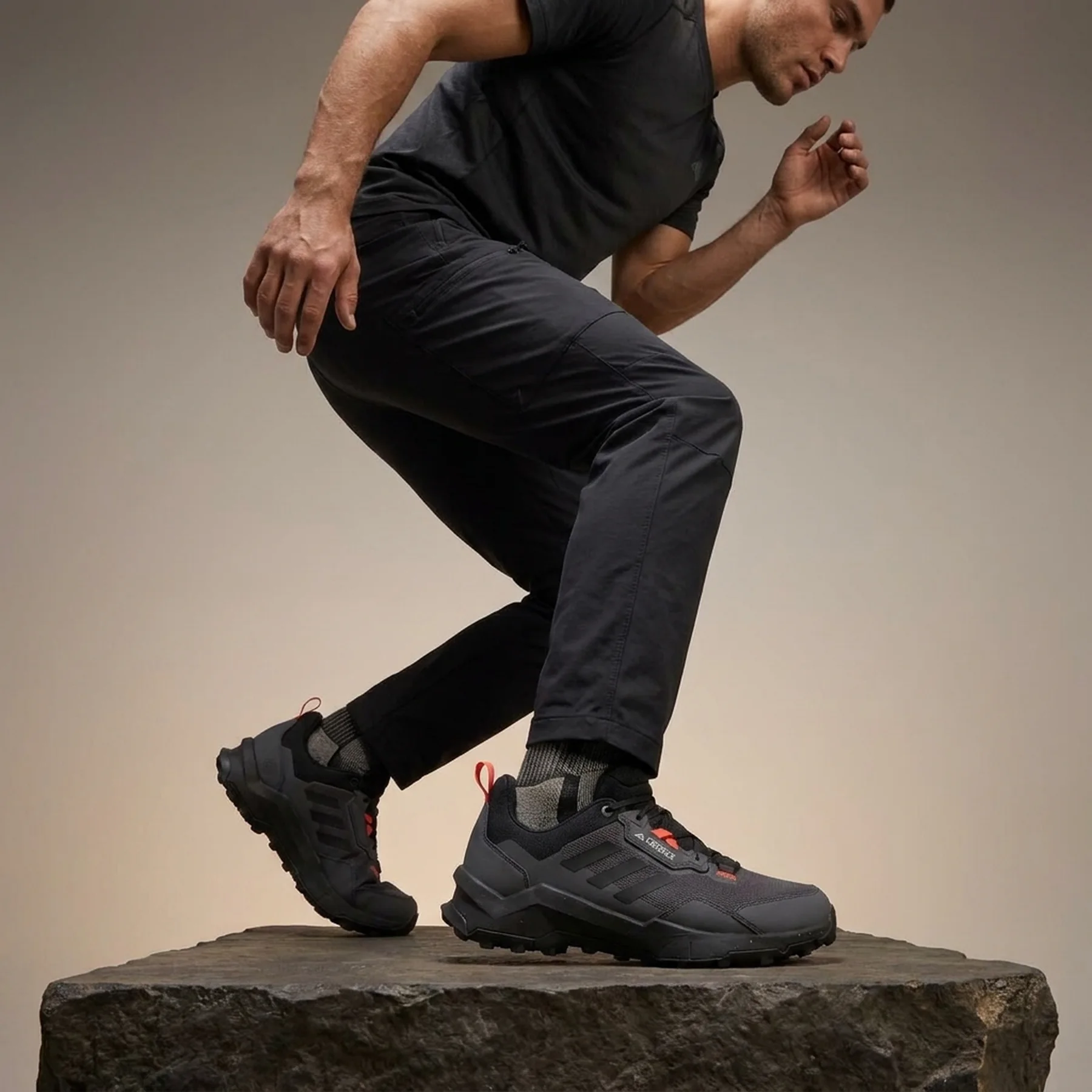 Кросівки чоловічі Adidas Terrex Ax4 Hiking (HP7391)