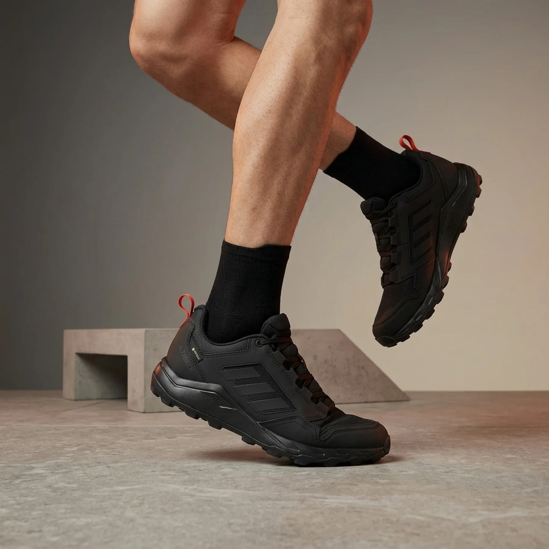 Кросівки чоловічі Adidas Tracerocker 2.0 Gore-Tex (IF2579)