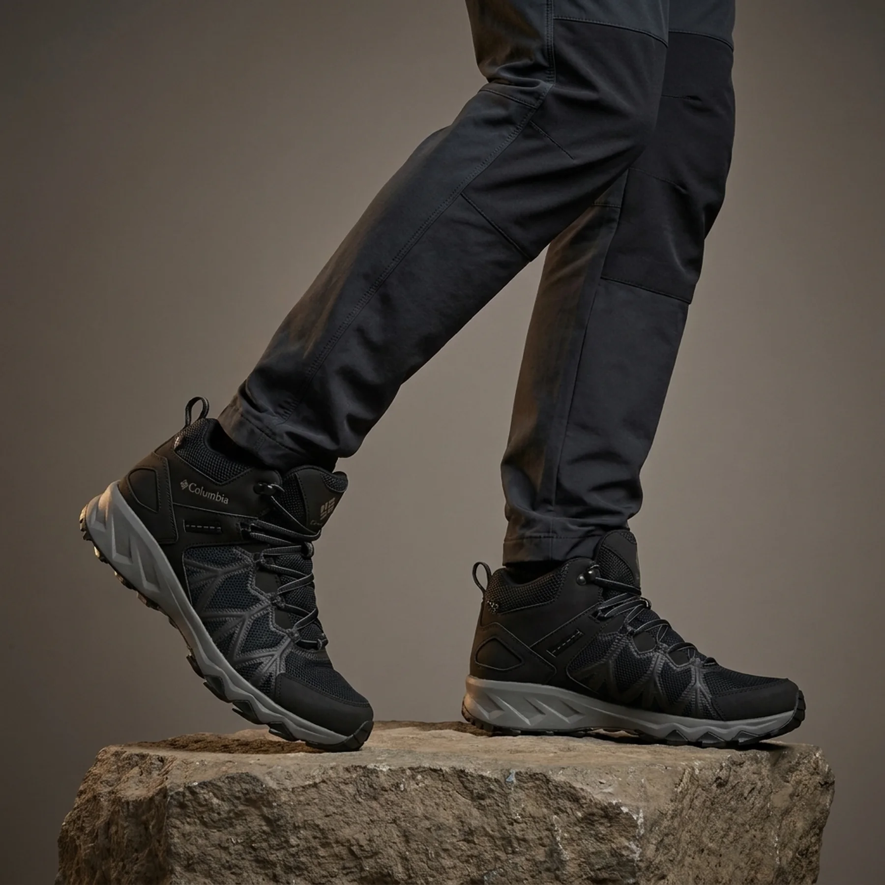 Кросівки чоловічі Columbia Peakfreak Ii Mid (BM7573-010)