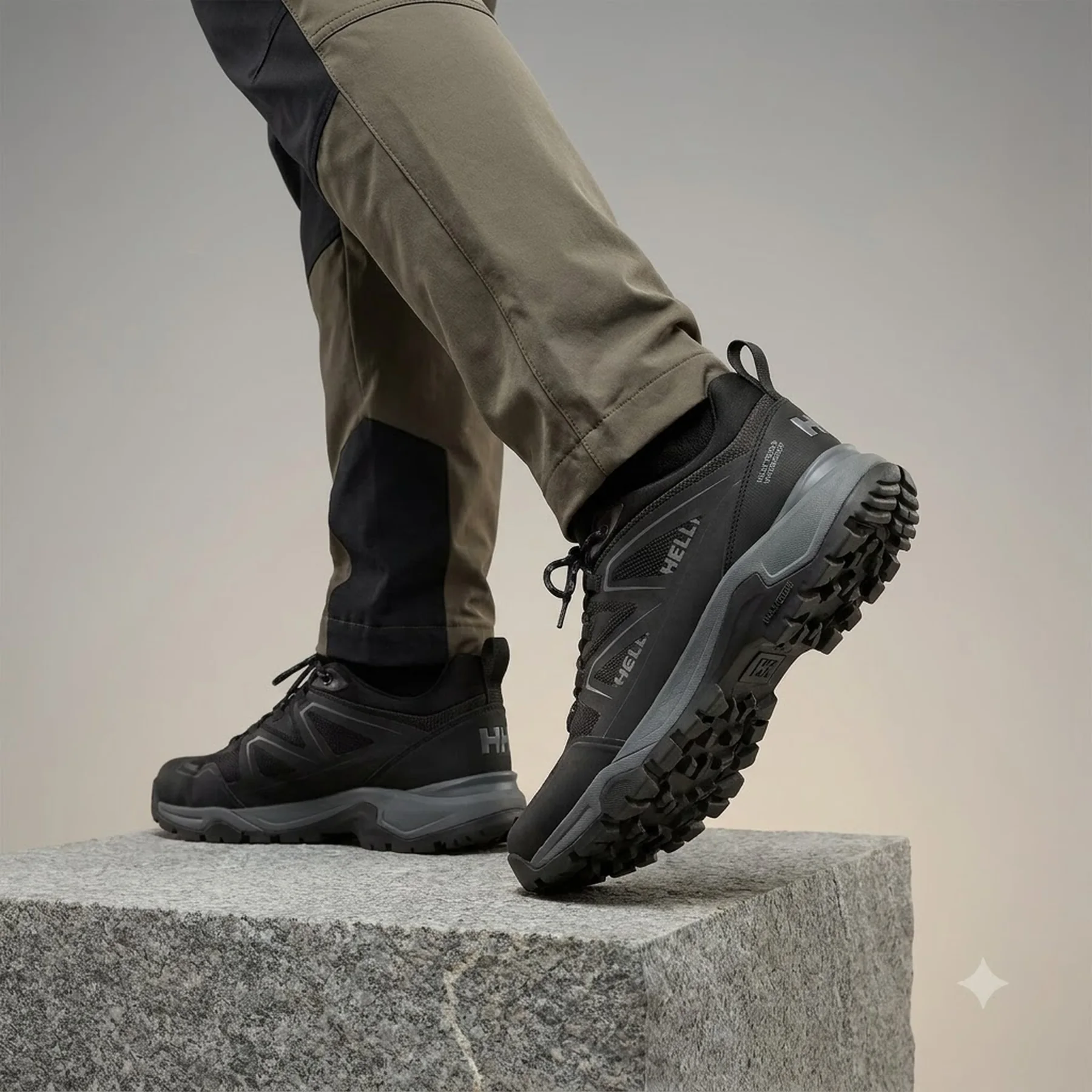 Кросівки чоловічі Helly Hansen Cascade Low Ht (11749-990)