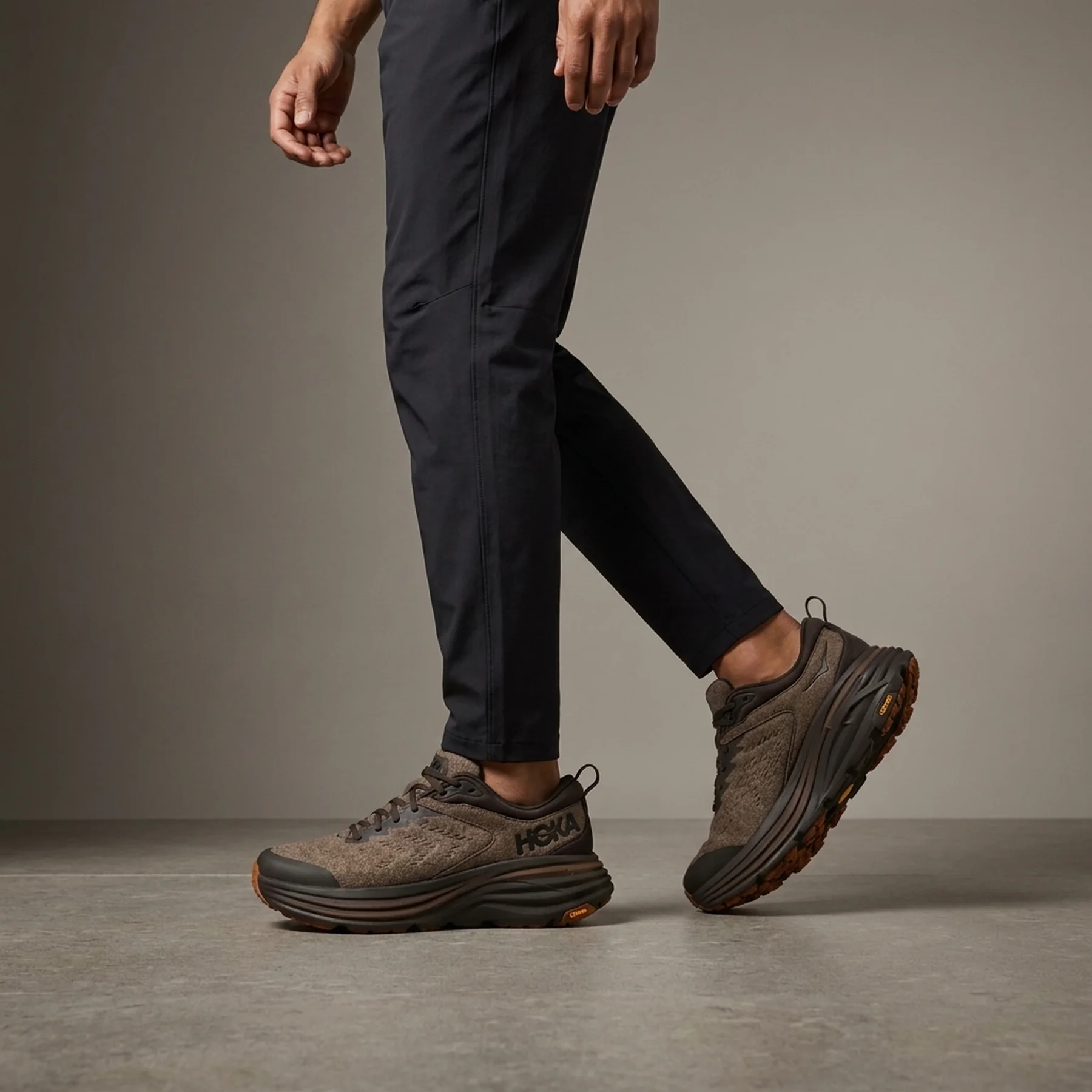 Кросівки чоловічі Hoka Bondi 8 Ts Caged (1155394-UBR)