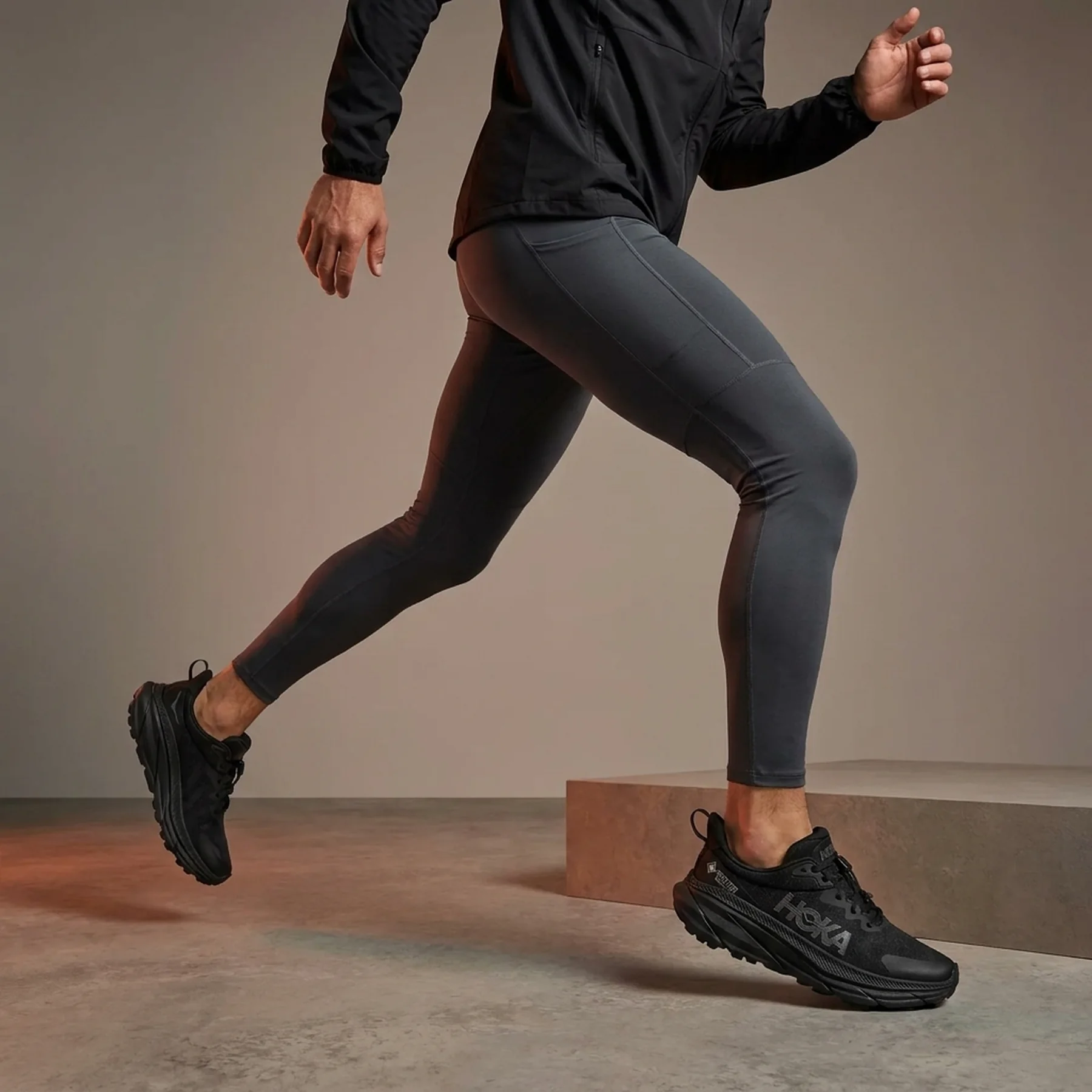 Кросівки чоловічі Hoka Challenger 7 GTX