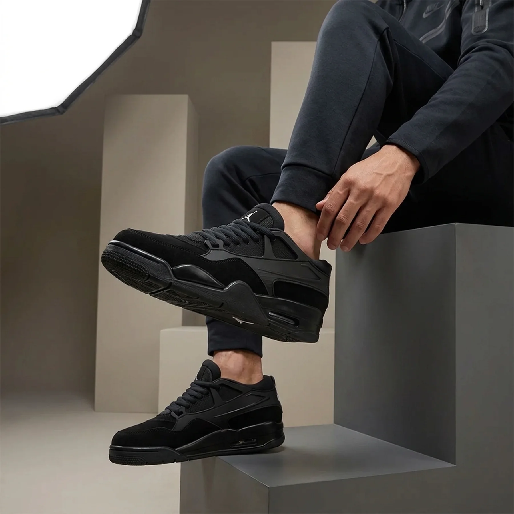Кросівки чоловічі Jordan 4 Rm Black Cat (FQ7939-004)