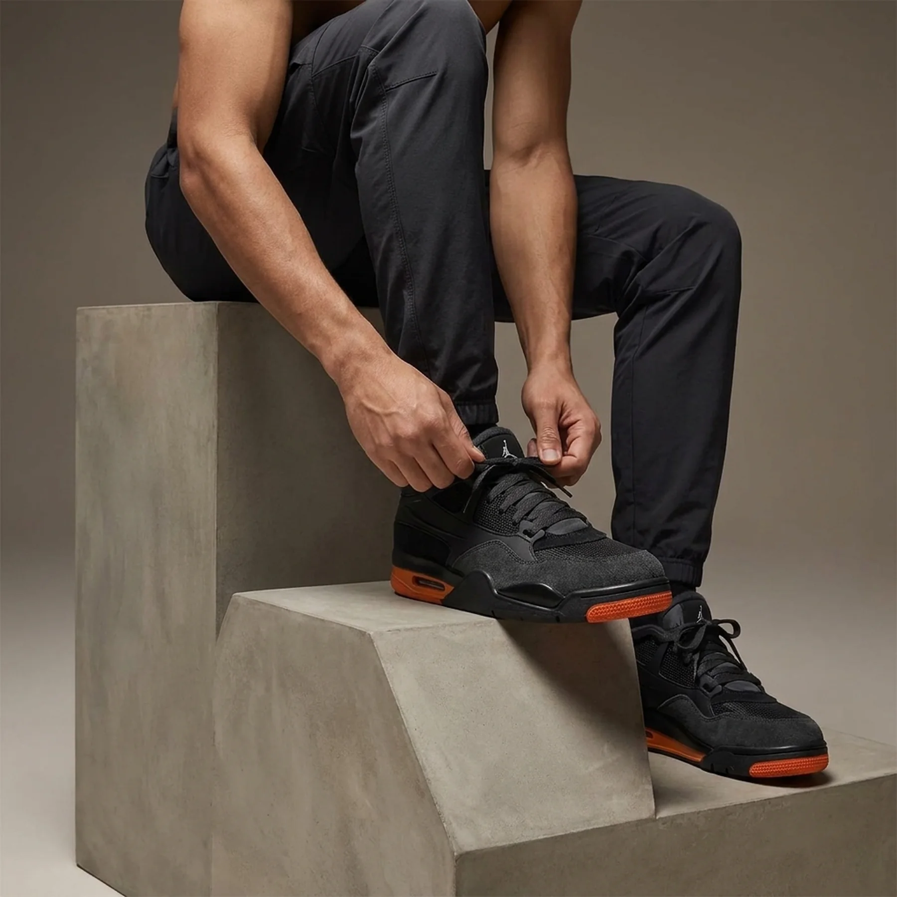 Кросівки чоловічі Jordan 4 Rm Black (HF8126-001)