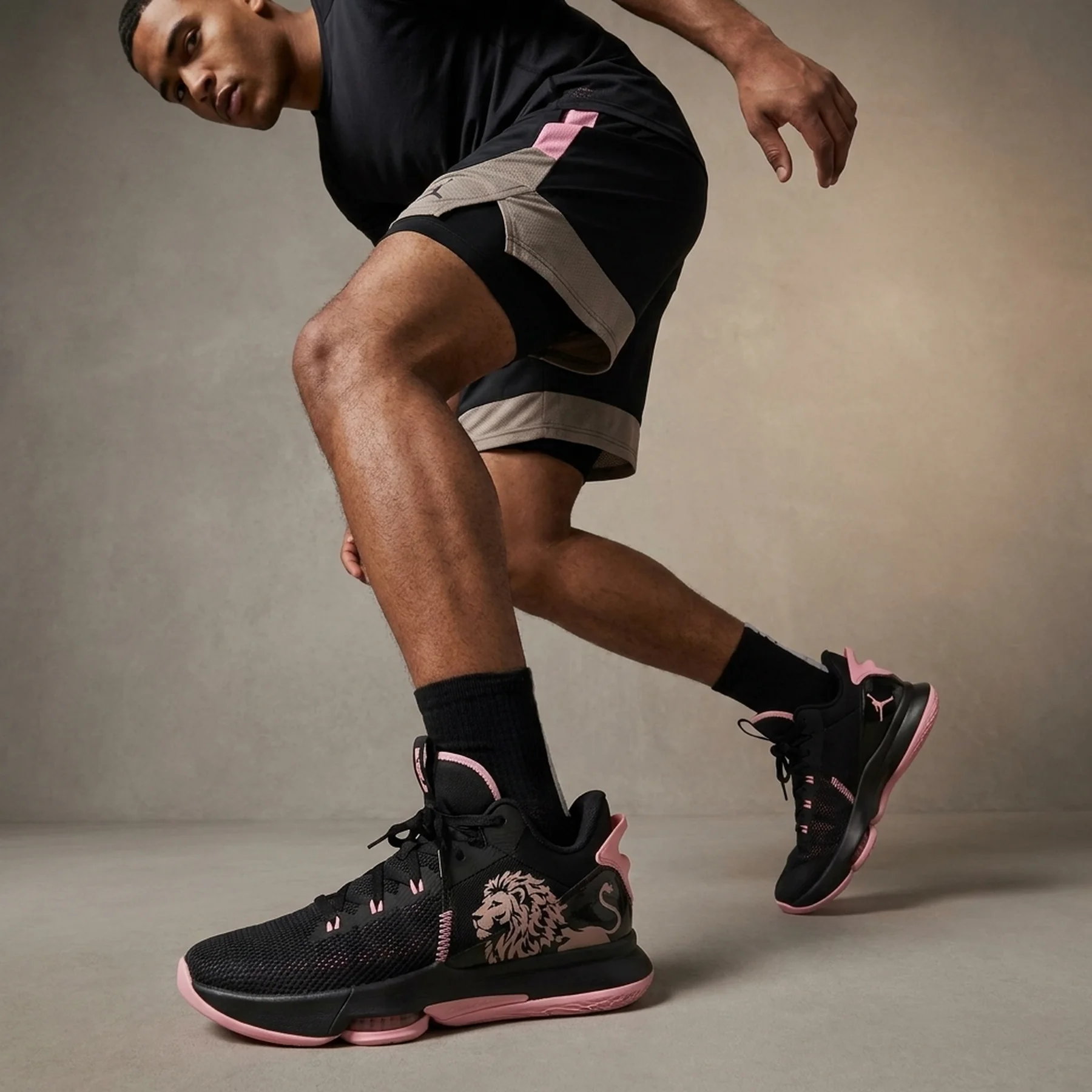 Кросівки чоловічі Jordan Air Jordan Lebron Witness Viii (HQ2139-001)
