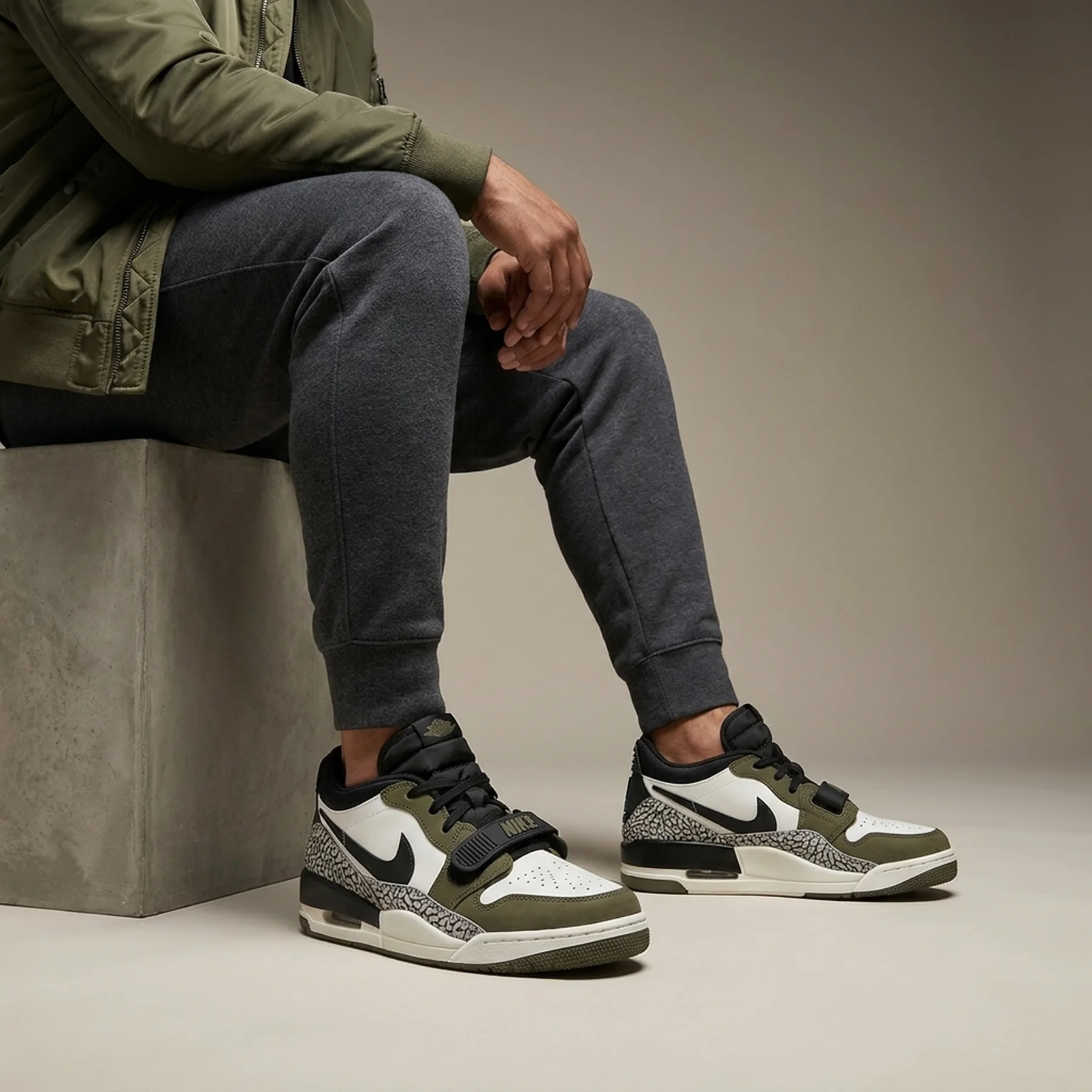 Кросівки чоловічі Jordan Air Jordan Legacy 312 Low Multi (CD7069-120)