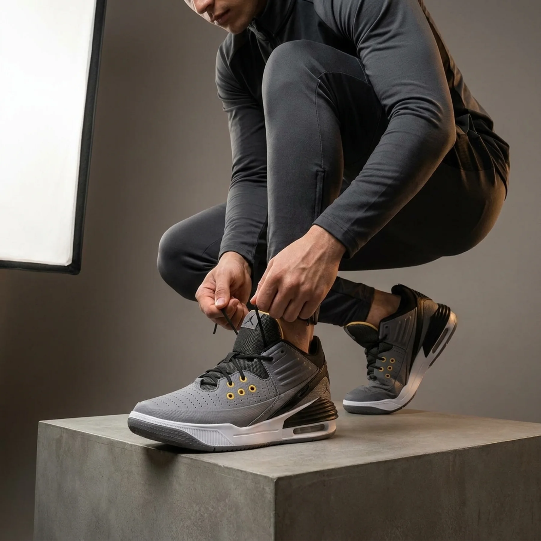 Кросівки чоловічі Jordan Max Aura 5 (DZ4353-007)