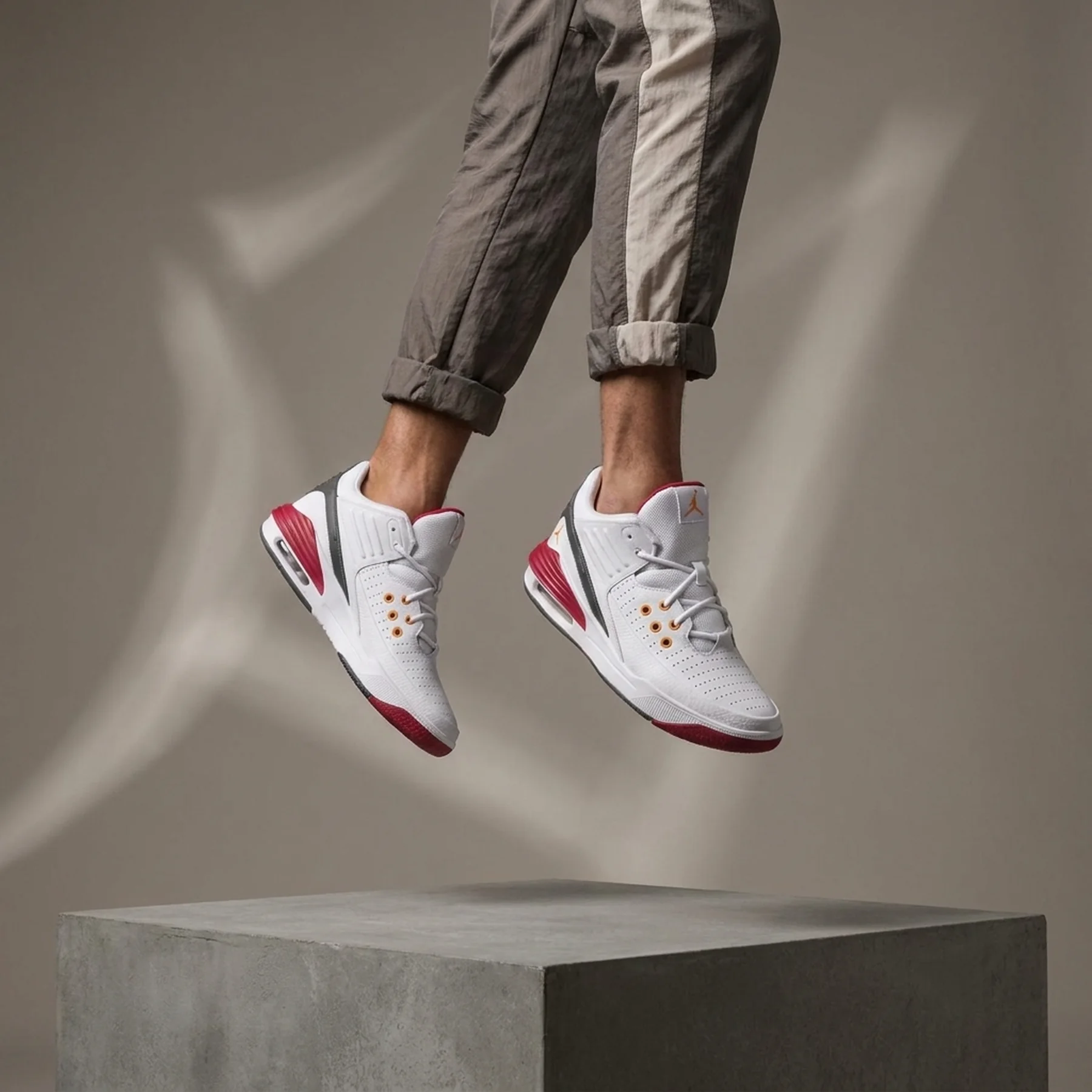 Кросівки чоловічі Jordan Max Aura 5 (DZ4353-160)