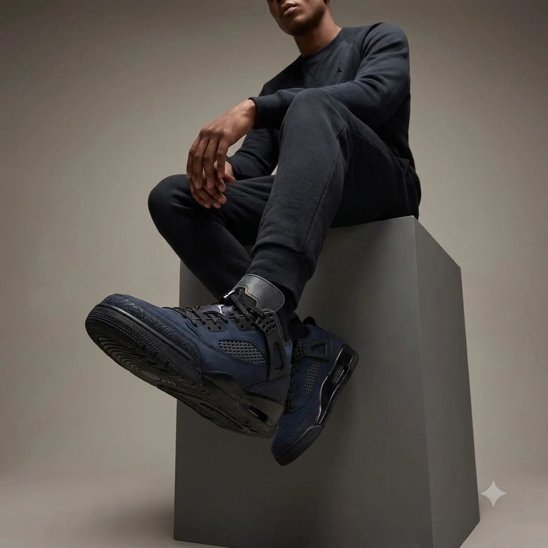 Кросівки чоловічі Jordan Spizike Low Dark Obsidian (HM4732-400)