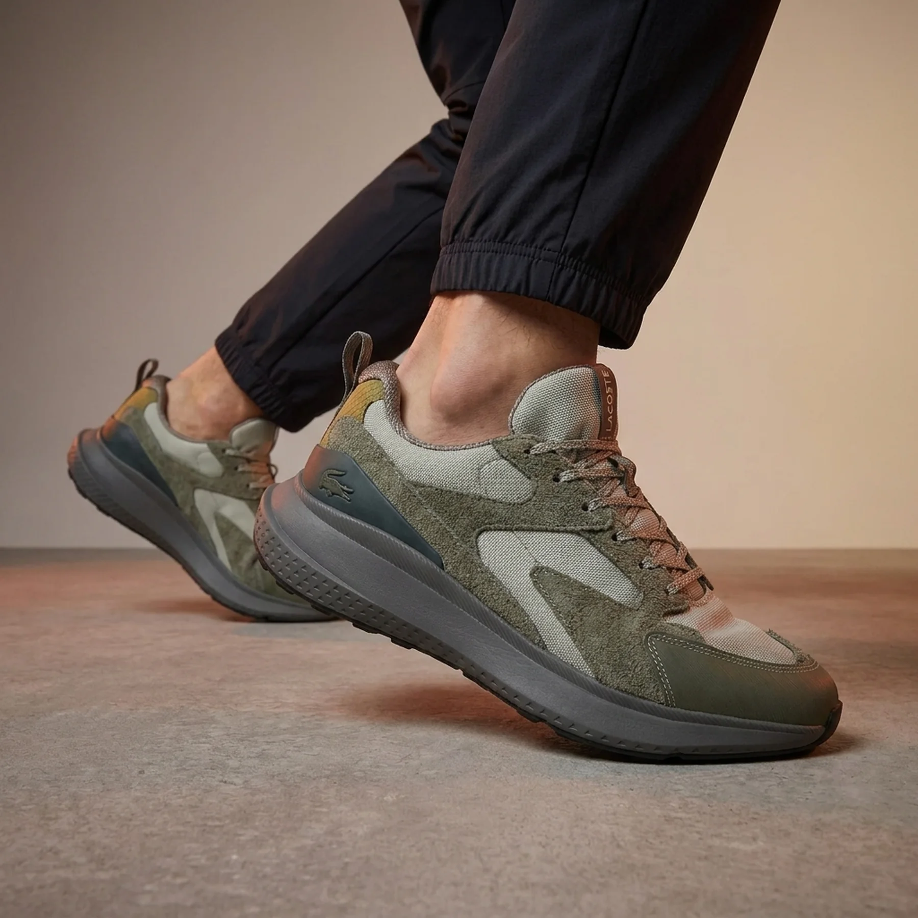 Кросівки чоловічі Lacoste Evo Trainers Olive (748SMA0054-LG5)