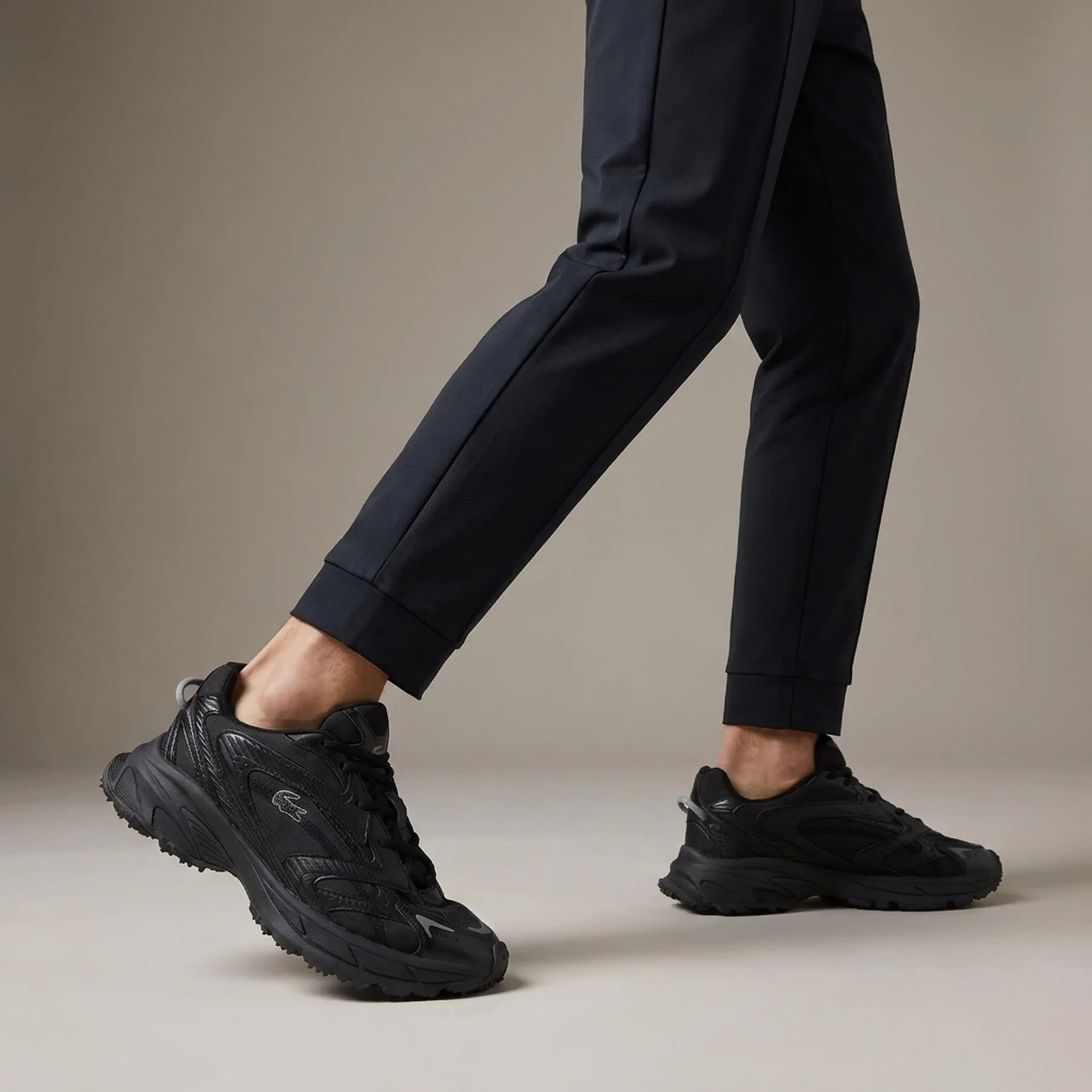 Кросівки чоловічі Lacoste L003 Neo Shot Black (750SMA019802H)