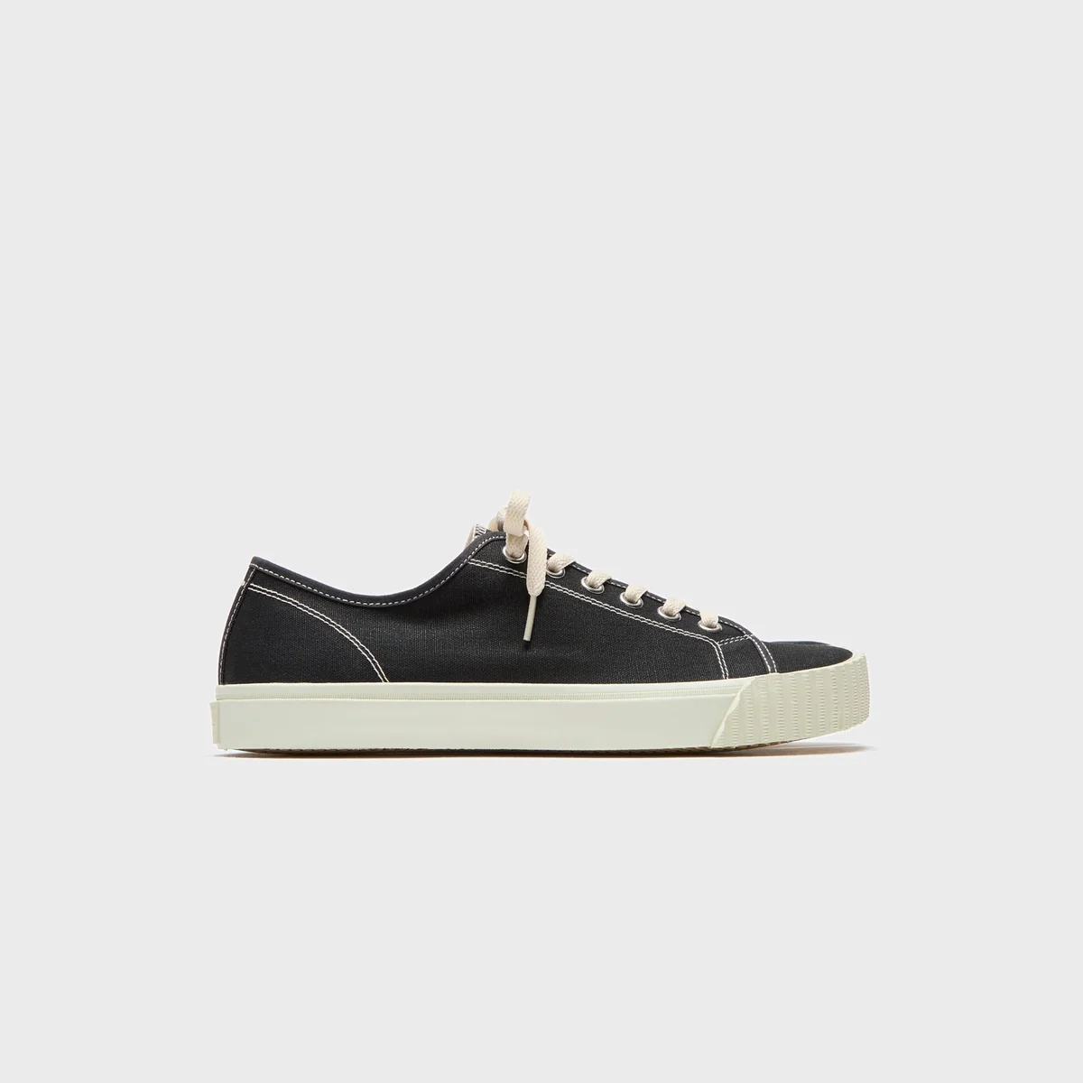 Кросівки чоловічі Maison Margiela Tabi sneakers Black & White