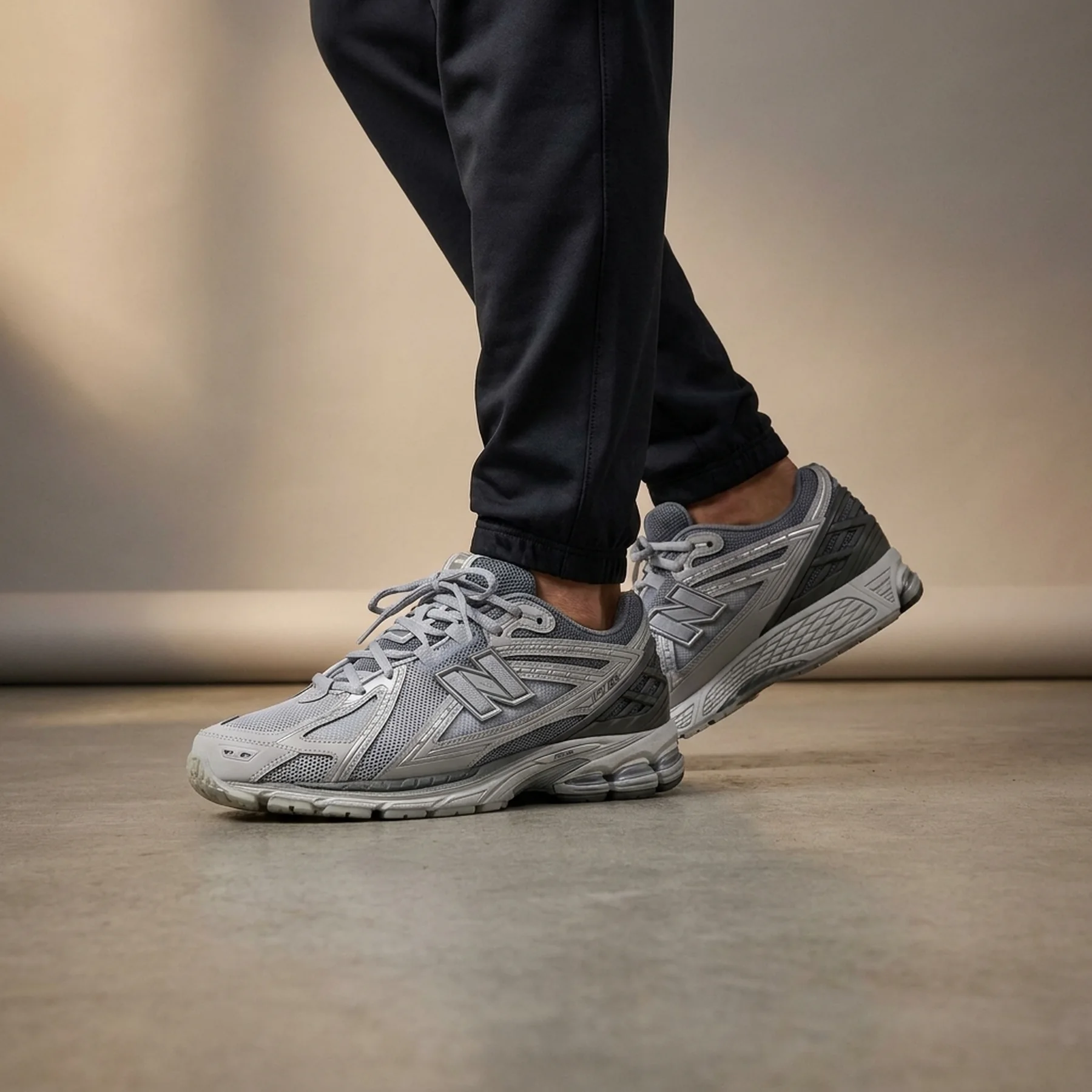 Кросівки чоловічі New Balance 1906R 'Lunar New Year'