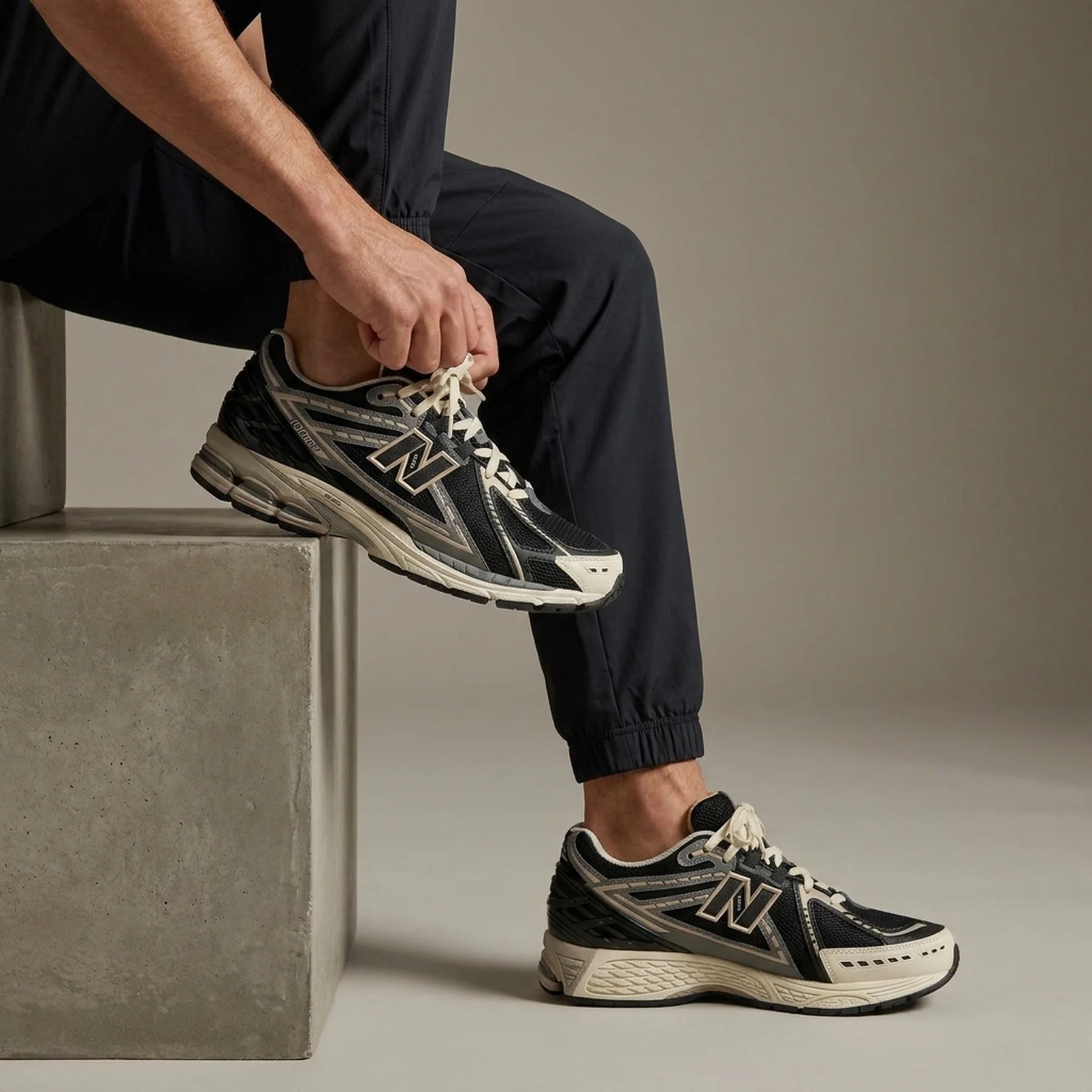 Кросівки чоловічі New Balance 1906U 'Black Sea Salt Magnet'