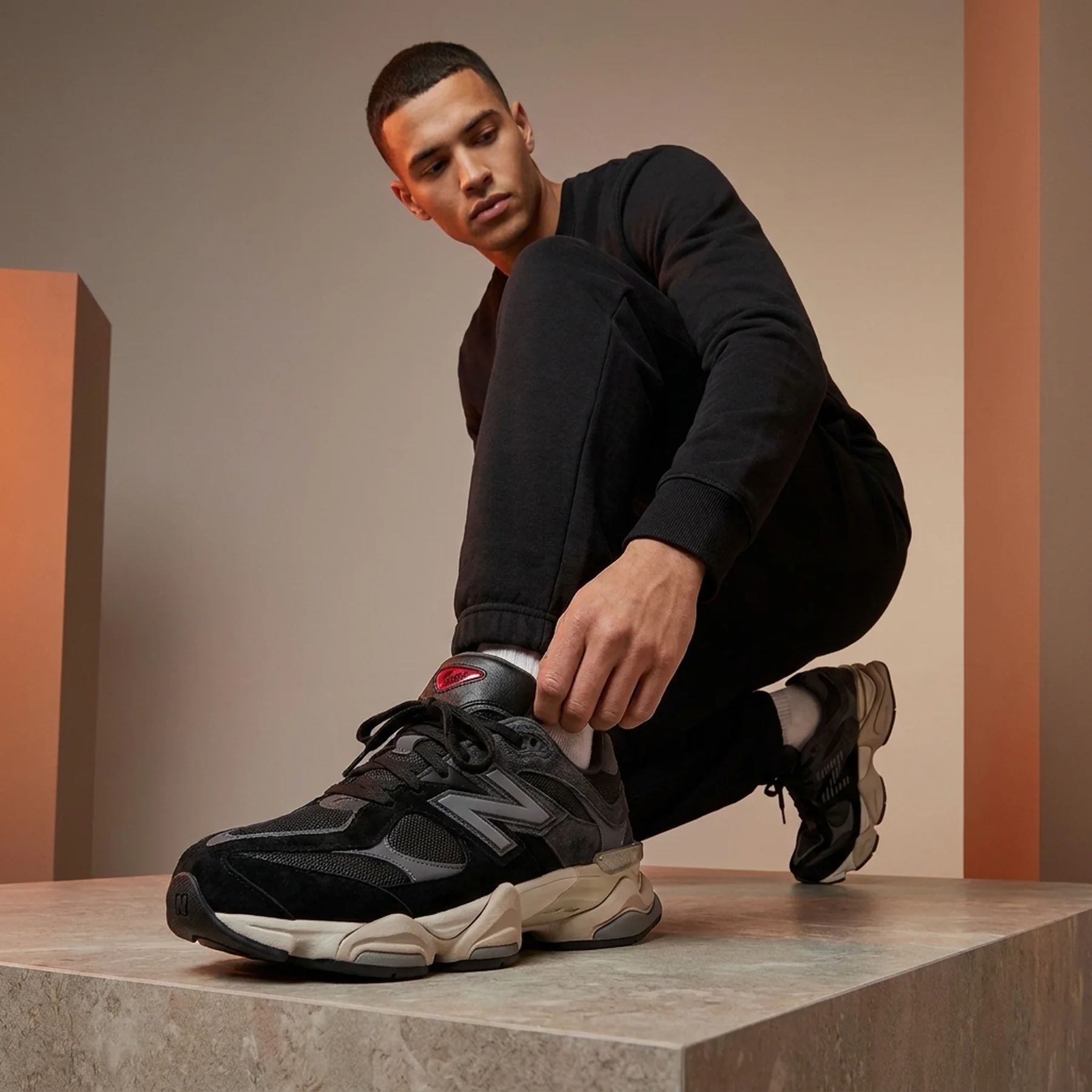 Кросівки чоловічі New Balance 9060 'Black Castlerock
