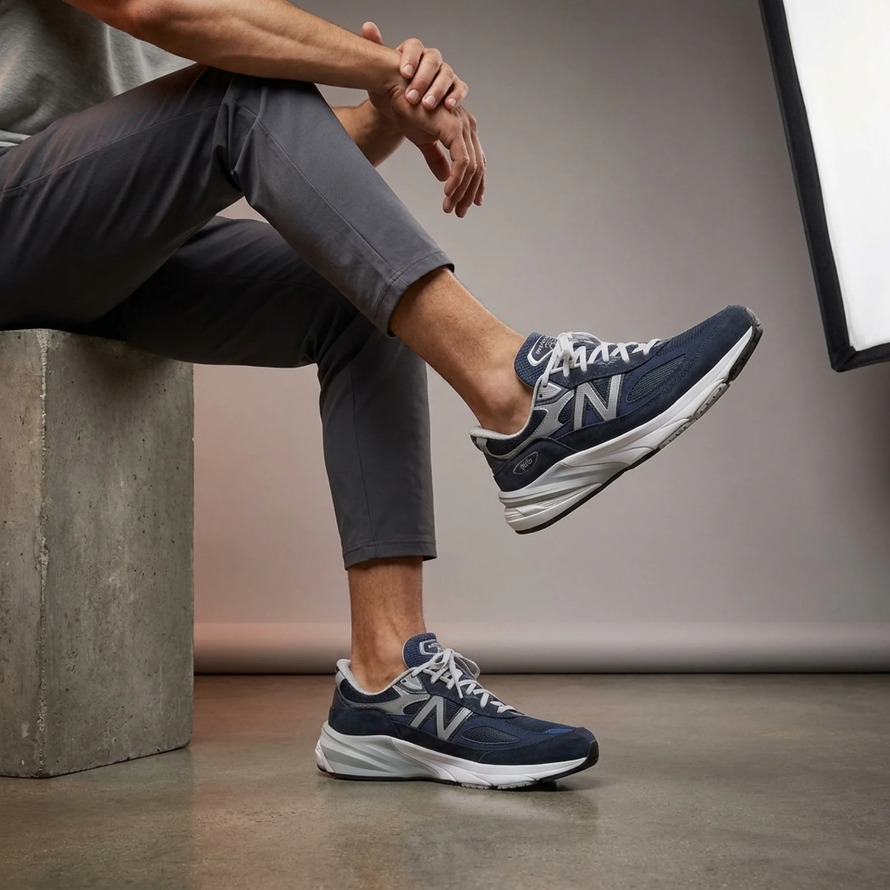 Кросівки чоловічі New Balance 990V6 (M990NV6)