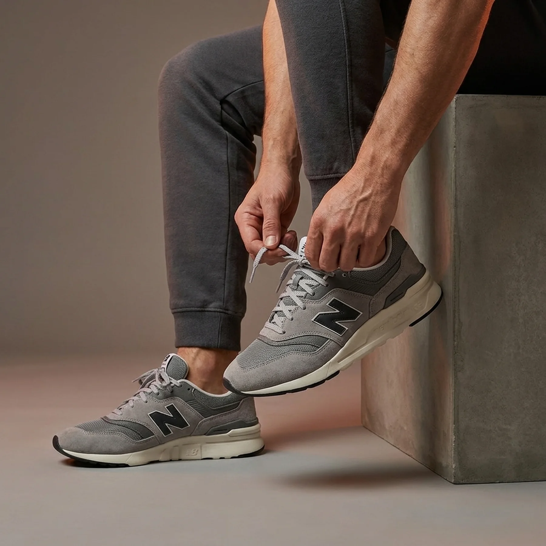 Кросівки чоловічі New Balance 997H (CM997HPH)