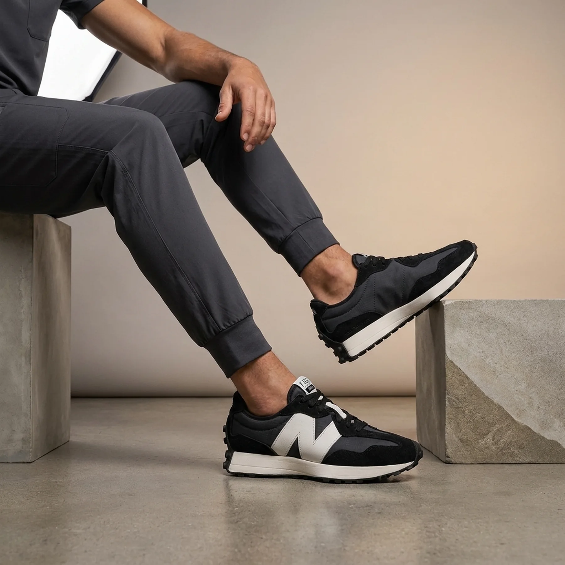 Кросівки чоловічі New Balance Figs X 327 (U327FB)