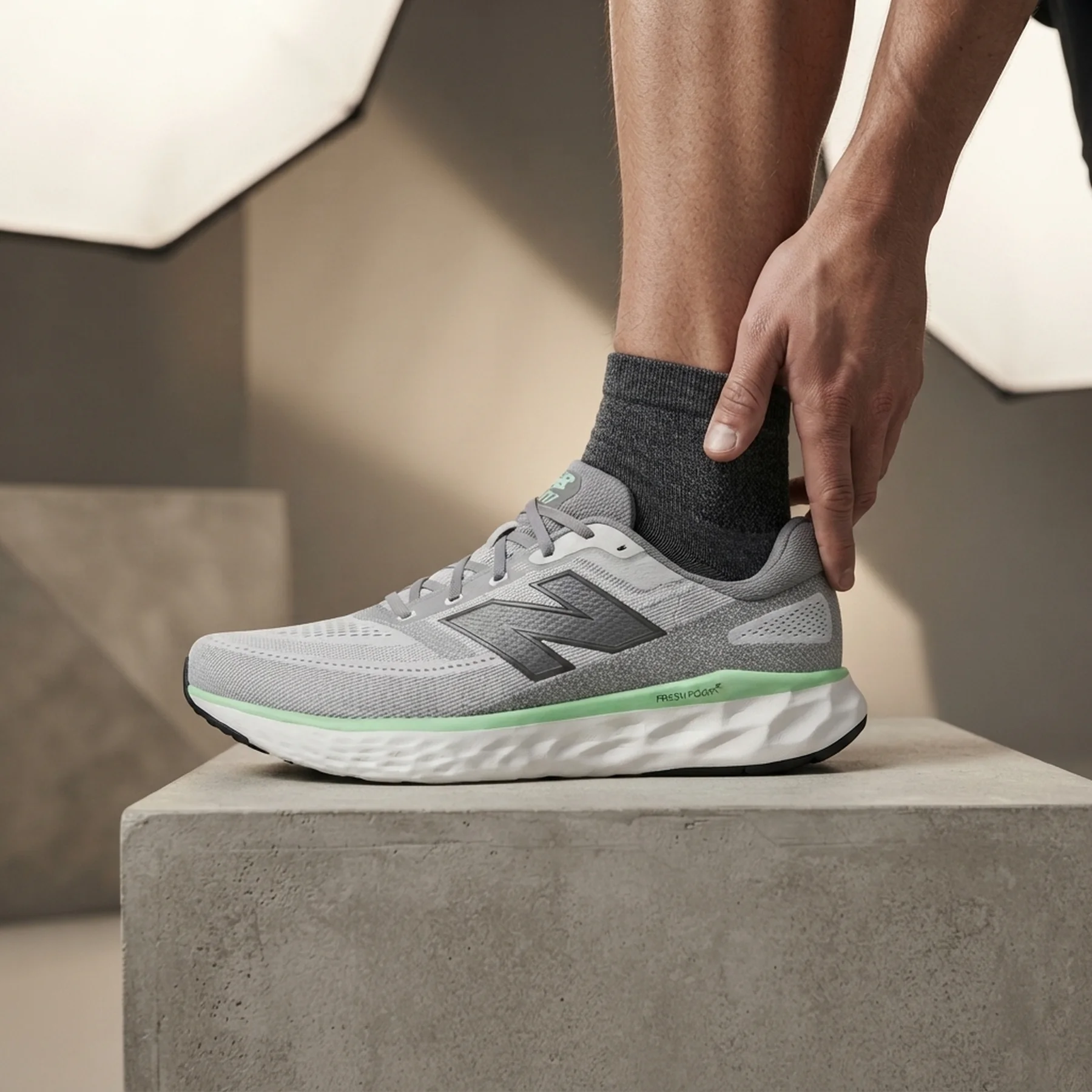 Кросівки чоловічі New Balance Fresh Foam X Evoz V4 Grey (MEVOZLG4)
