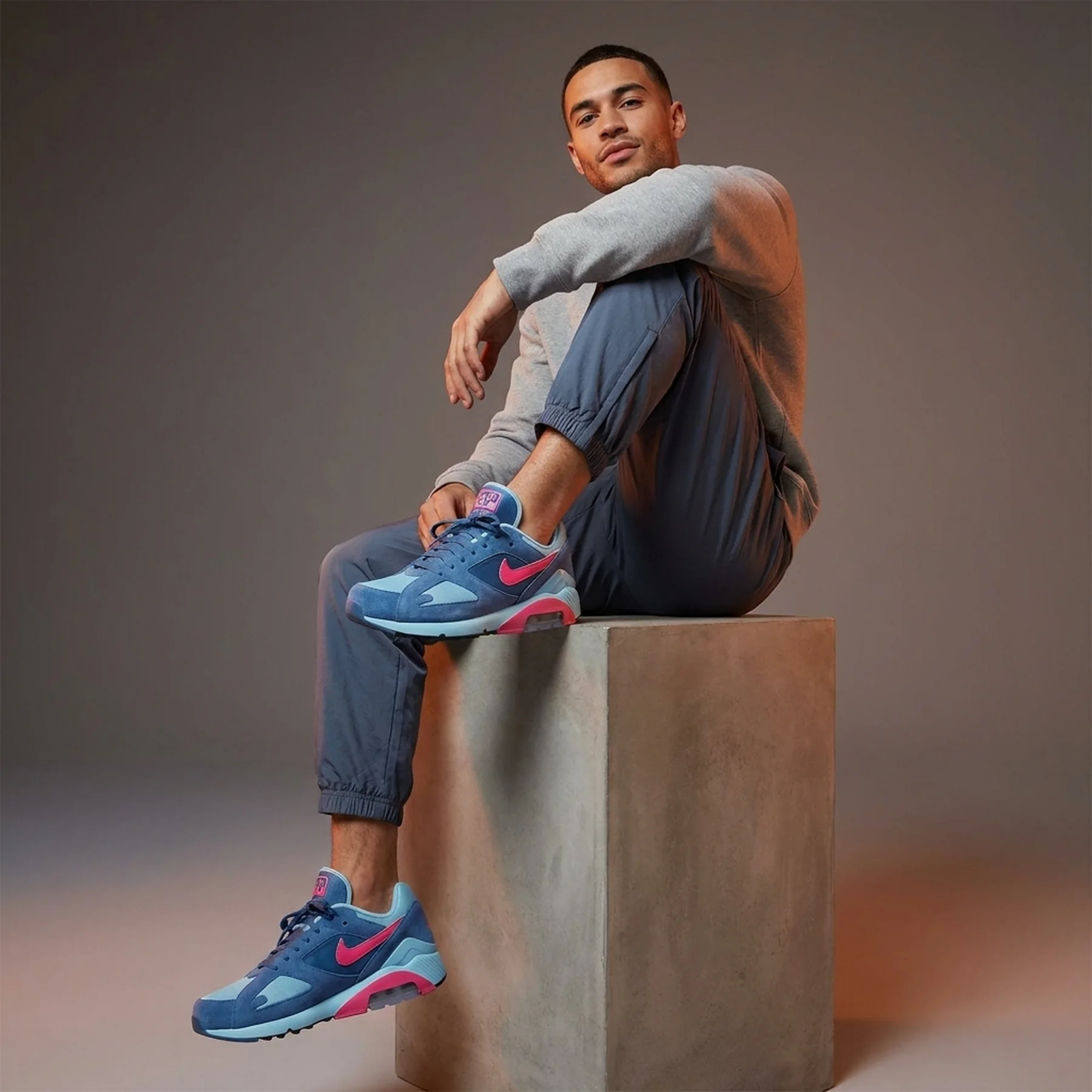 Кросівки чоловічі Nike Air 180 Blue/Light Blue (HQ1706-401)