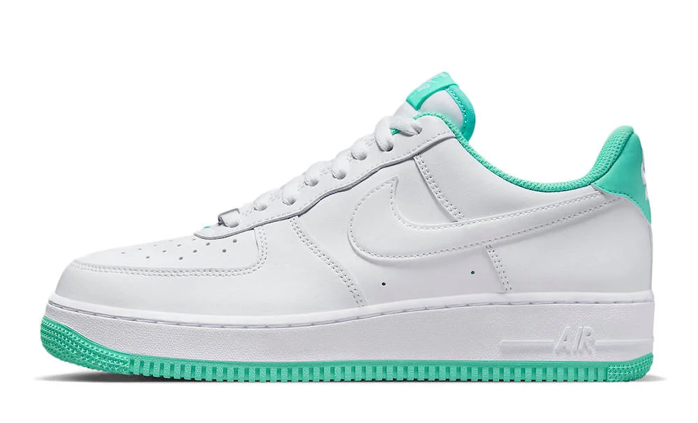 Кросівки чоловічі Nike Air Force 1 '07 (DH7561-107)