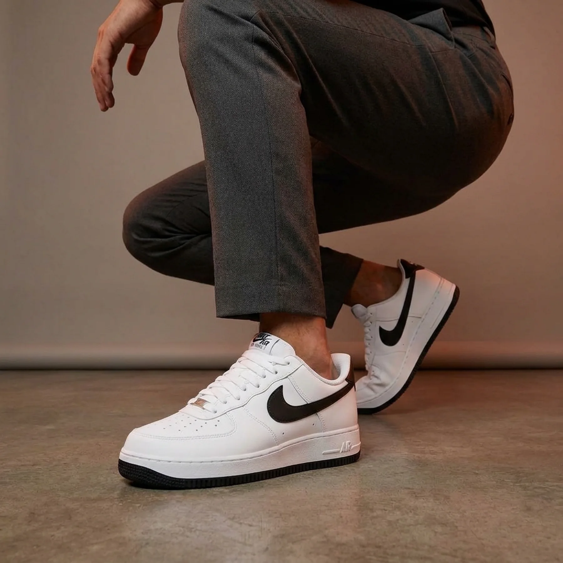 Кросівки чоловічі Nike Air Force 1 '07 (FQ4296-101)