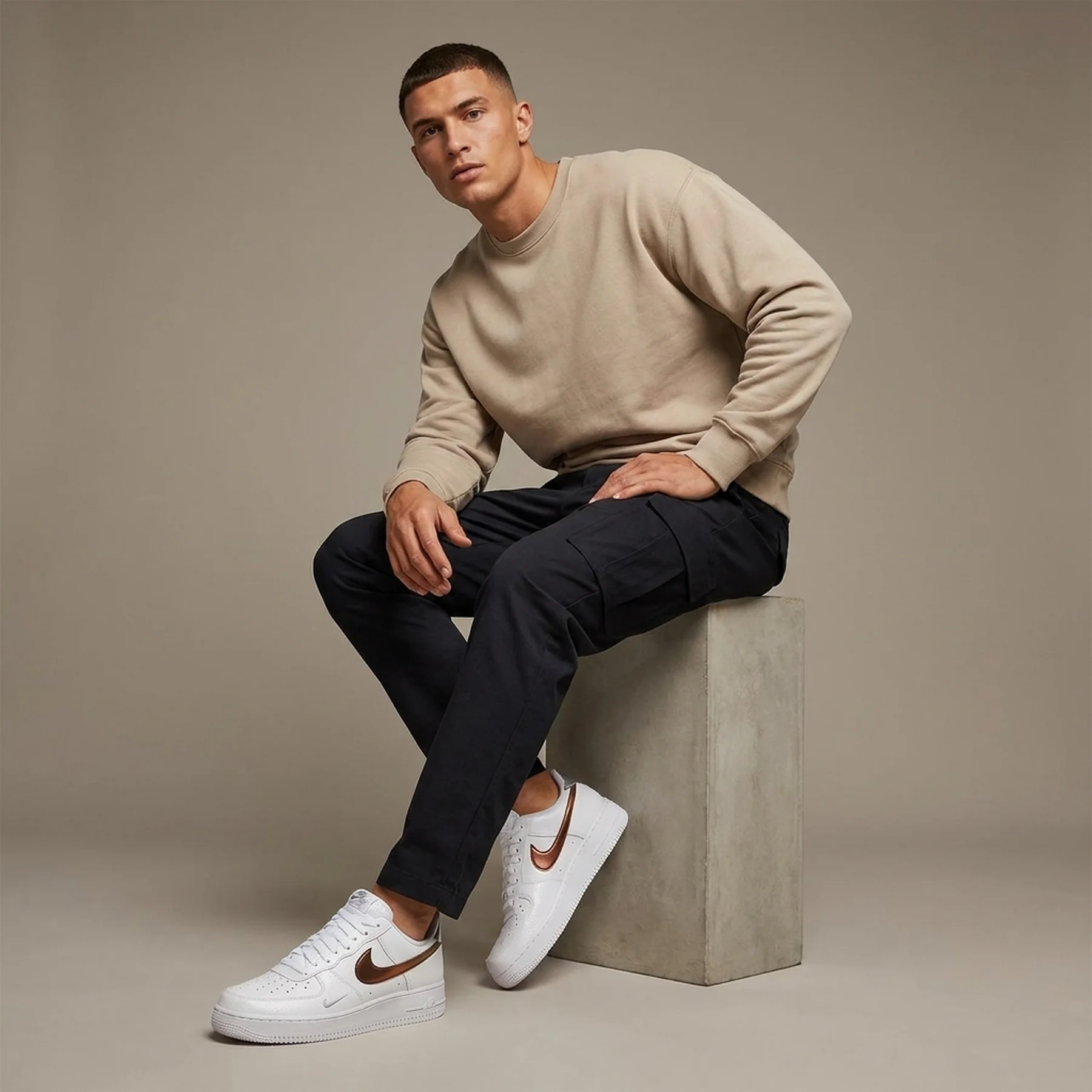 Кросівки чоловічі Nike Air Force 1 07 Lv8 (FD0654-100)