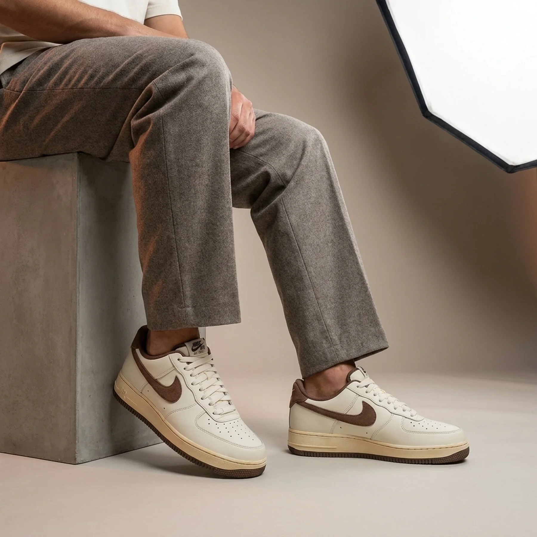Кросівки чоловічі Nike Air Force 1 07 Lv8 (FN5832-101)