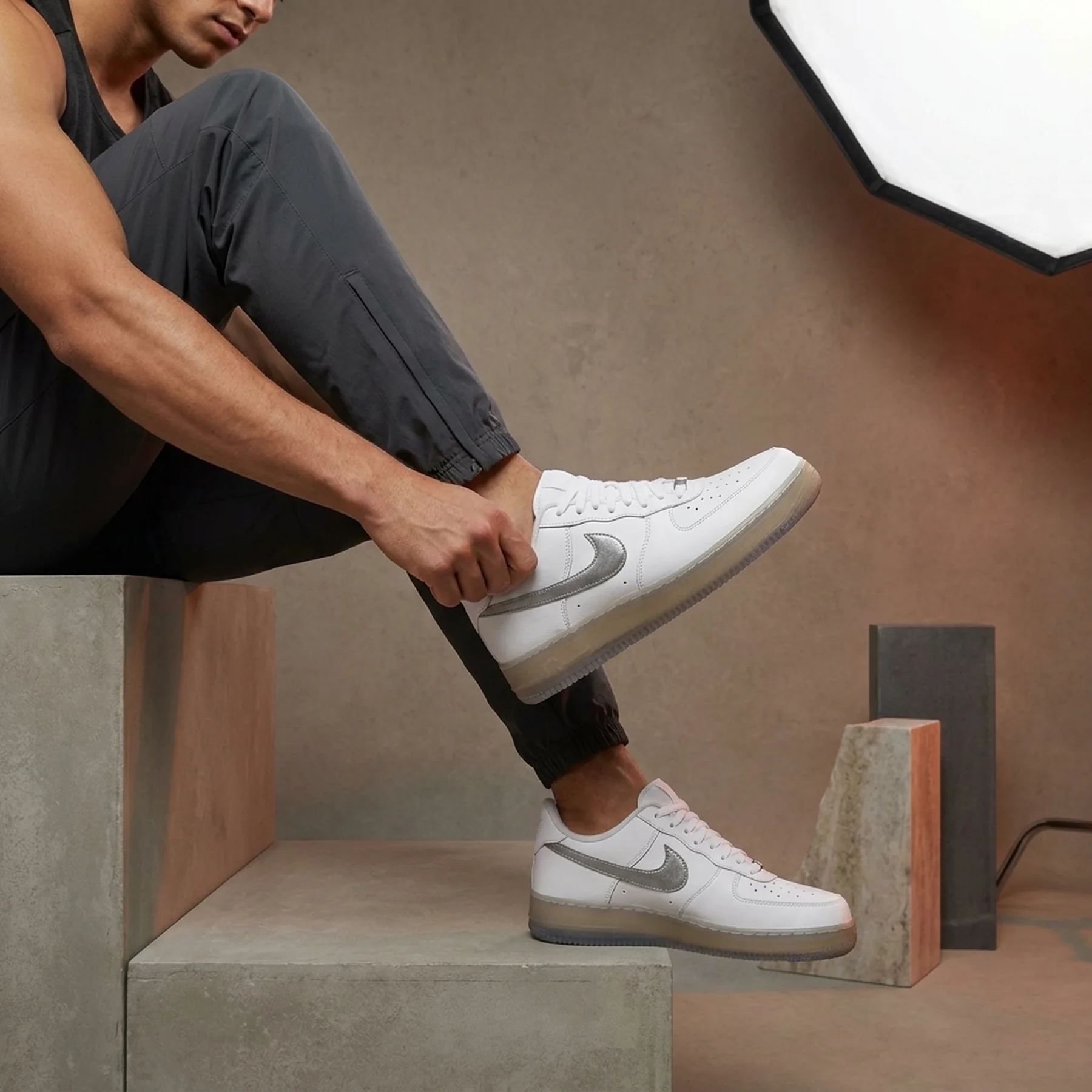 Кросівки чоловічі Nike Air Force 1 07 Prm Ww (DX3945-100)