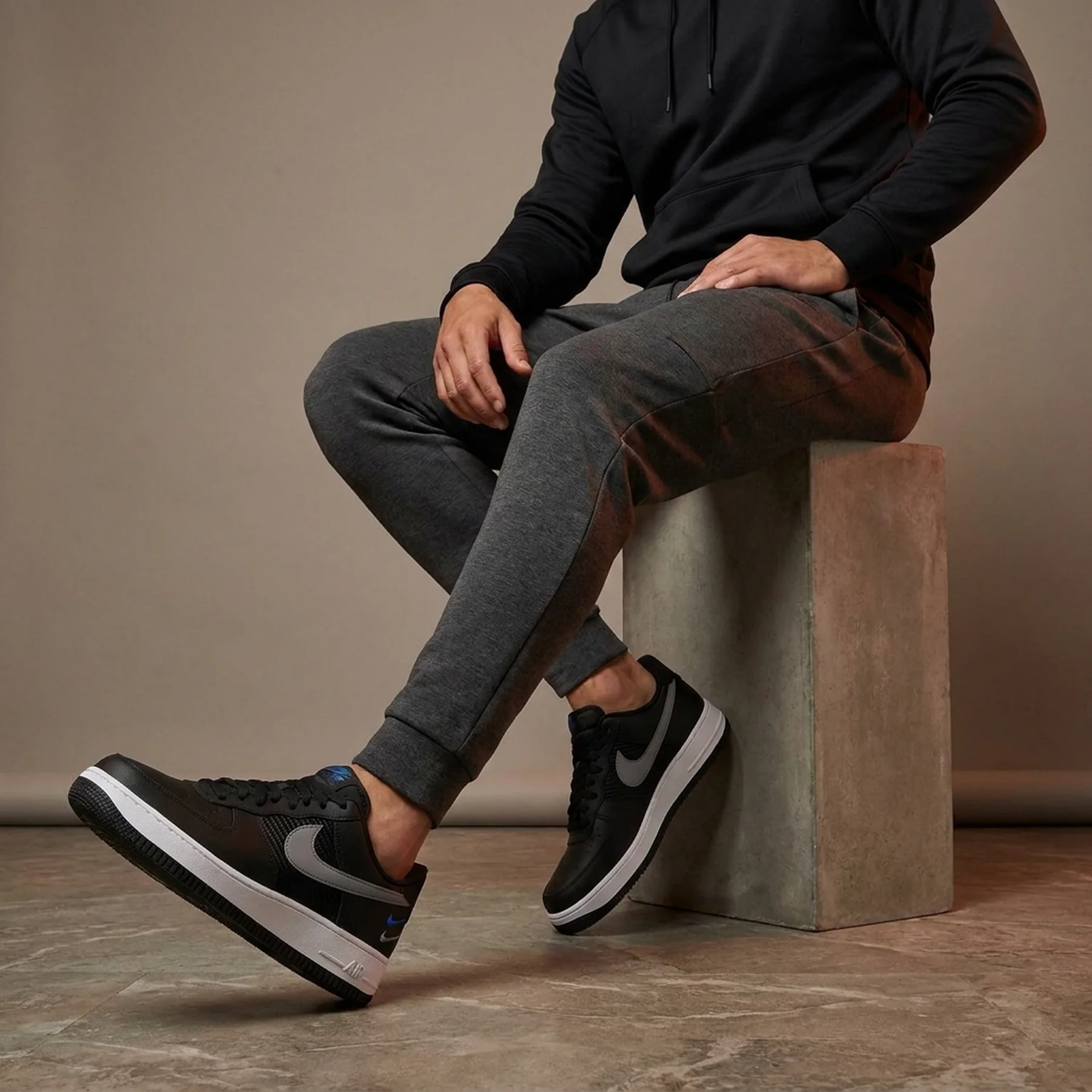 Кросівки чоловічі Nike Air Force 1 (FD0666-001)