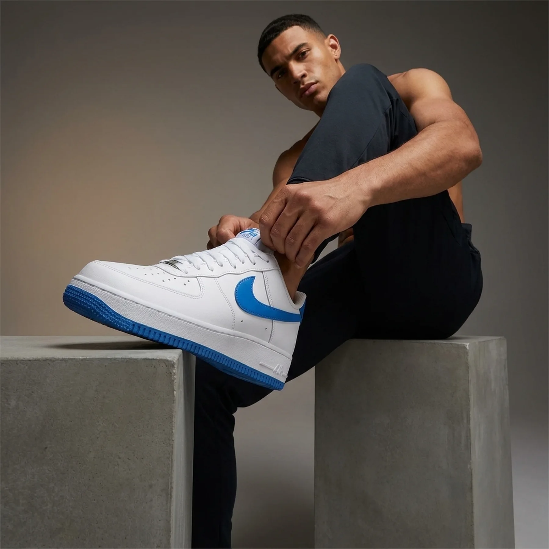 Кросівки чоловічі Nike Air Force 1 (FD1146-101)