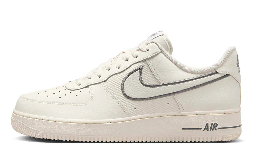 Кросівки чоловічі Nike Air Force 1 (IB7677-101)