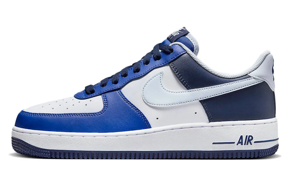 Кросівки чоловічі Nike Air Force 1 Low 07 (FQ8825-100)