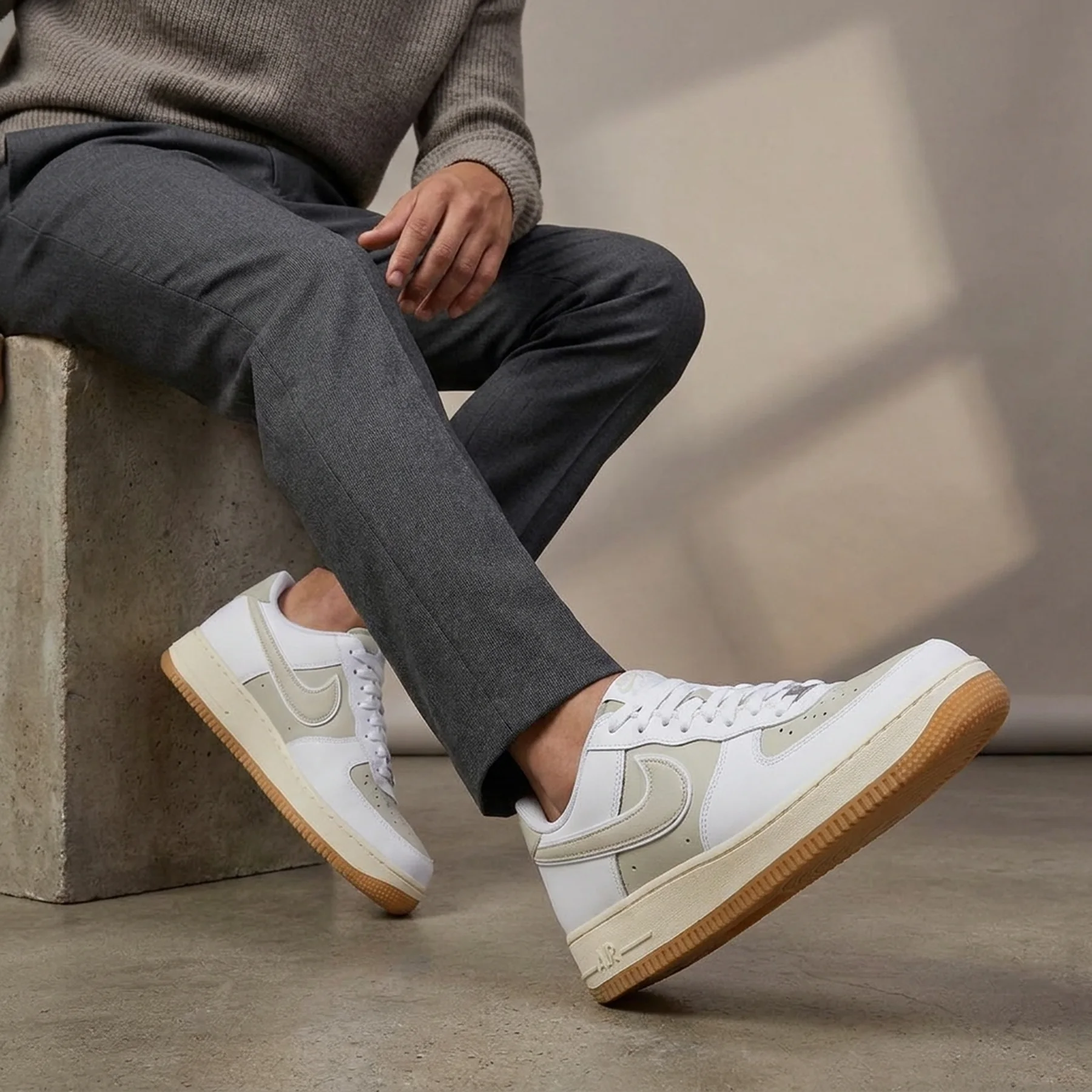 Кросівки чоловічі Nike Air Force 1 Low (FQ8201-100)
