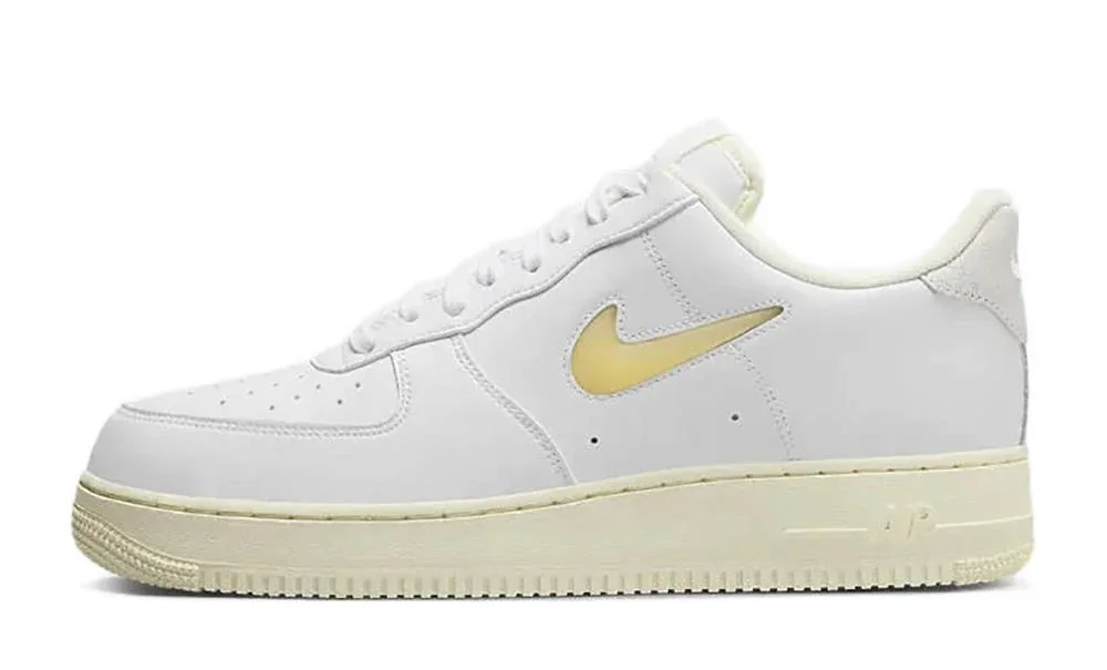 Кросівки чоловічі Nike Air Force 1 Low Jewel "Light Bone / Pale Vanilla” (DC8894-001)