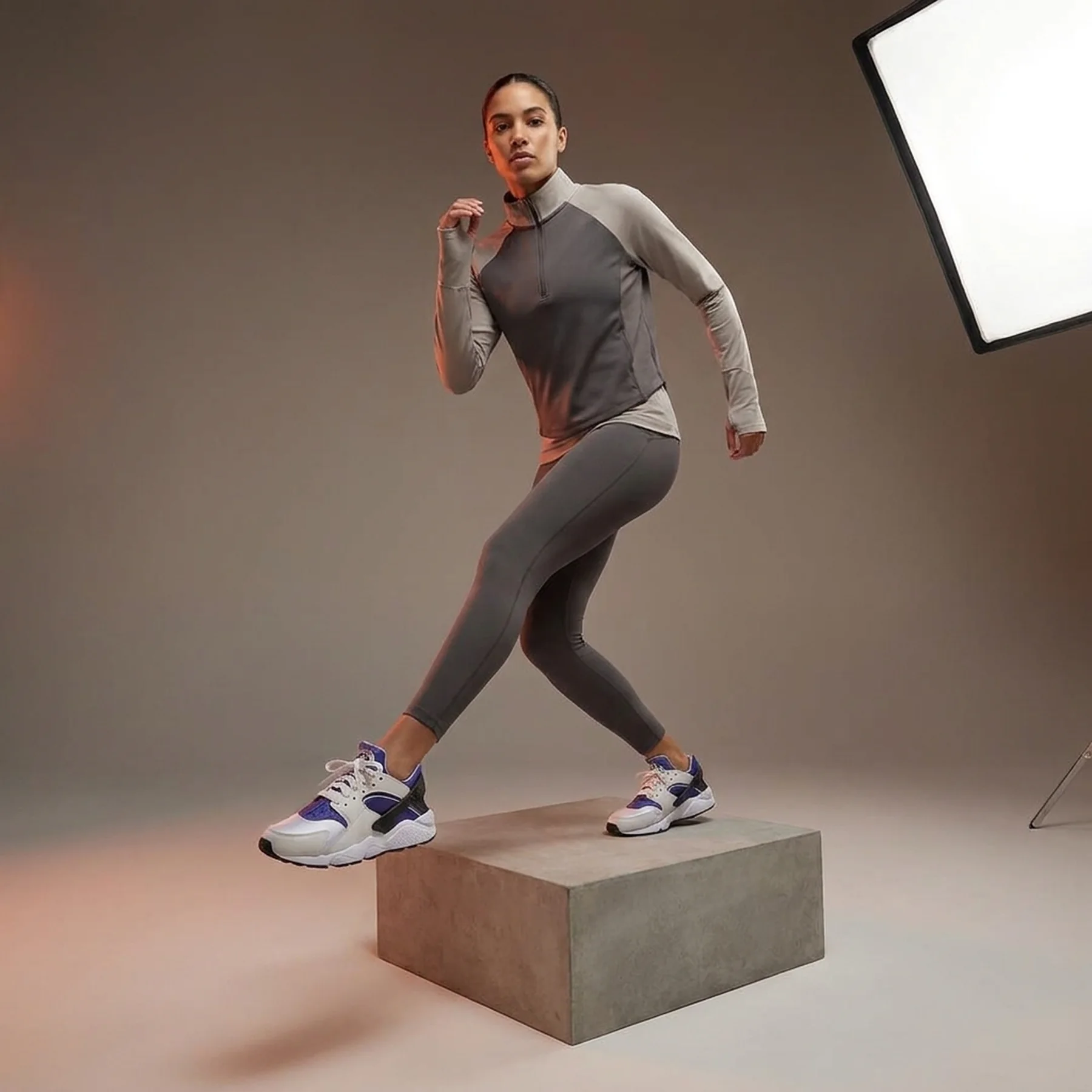 Кросівки жіночі Nike Air Huarache (DH4439-001)