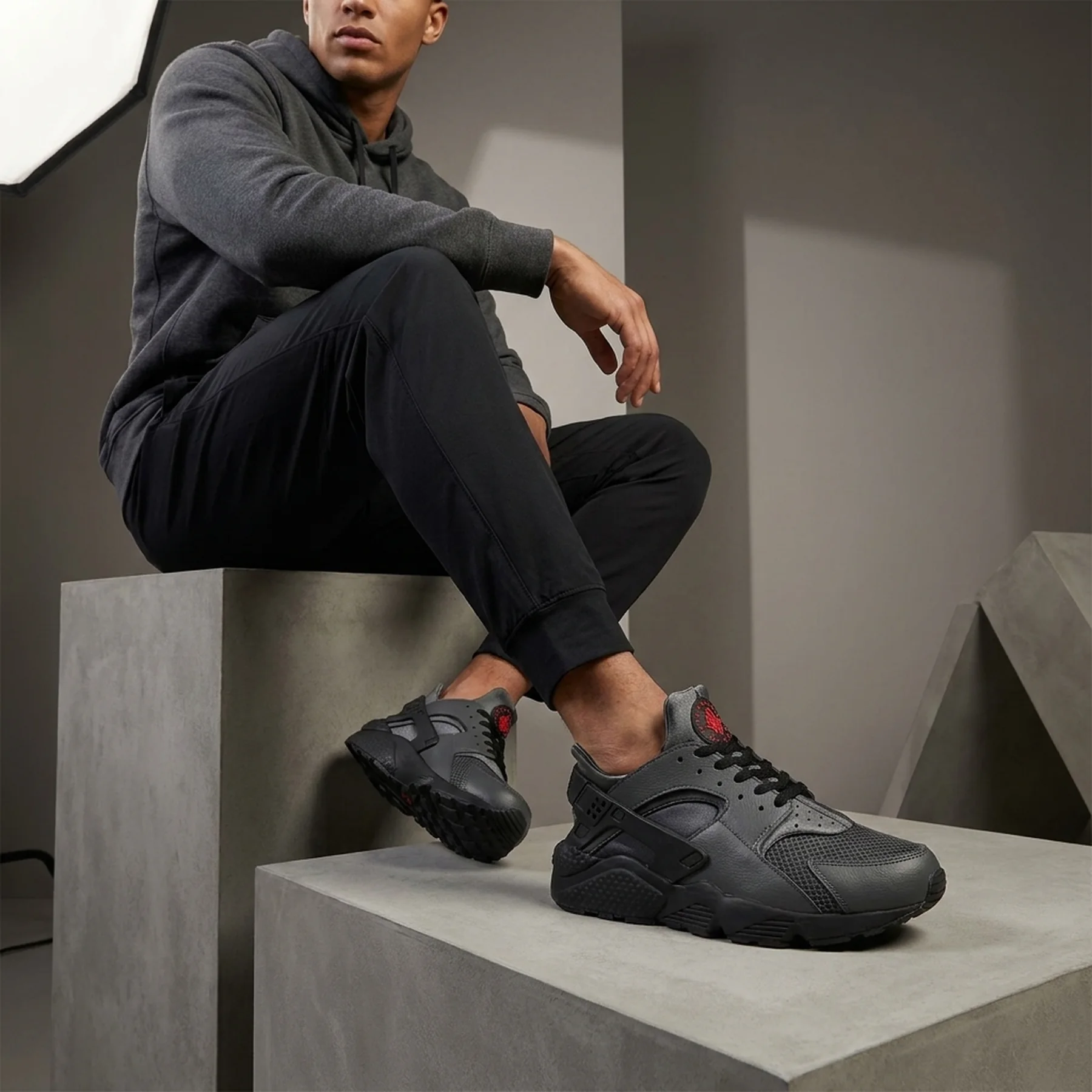 Кросівки чоловічі Nike Air Huarache (FD0665-001)