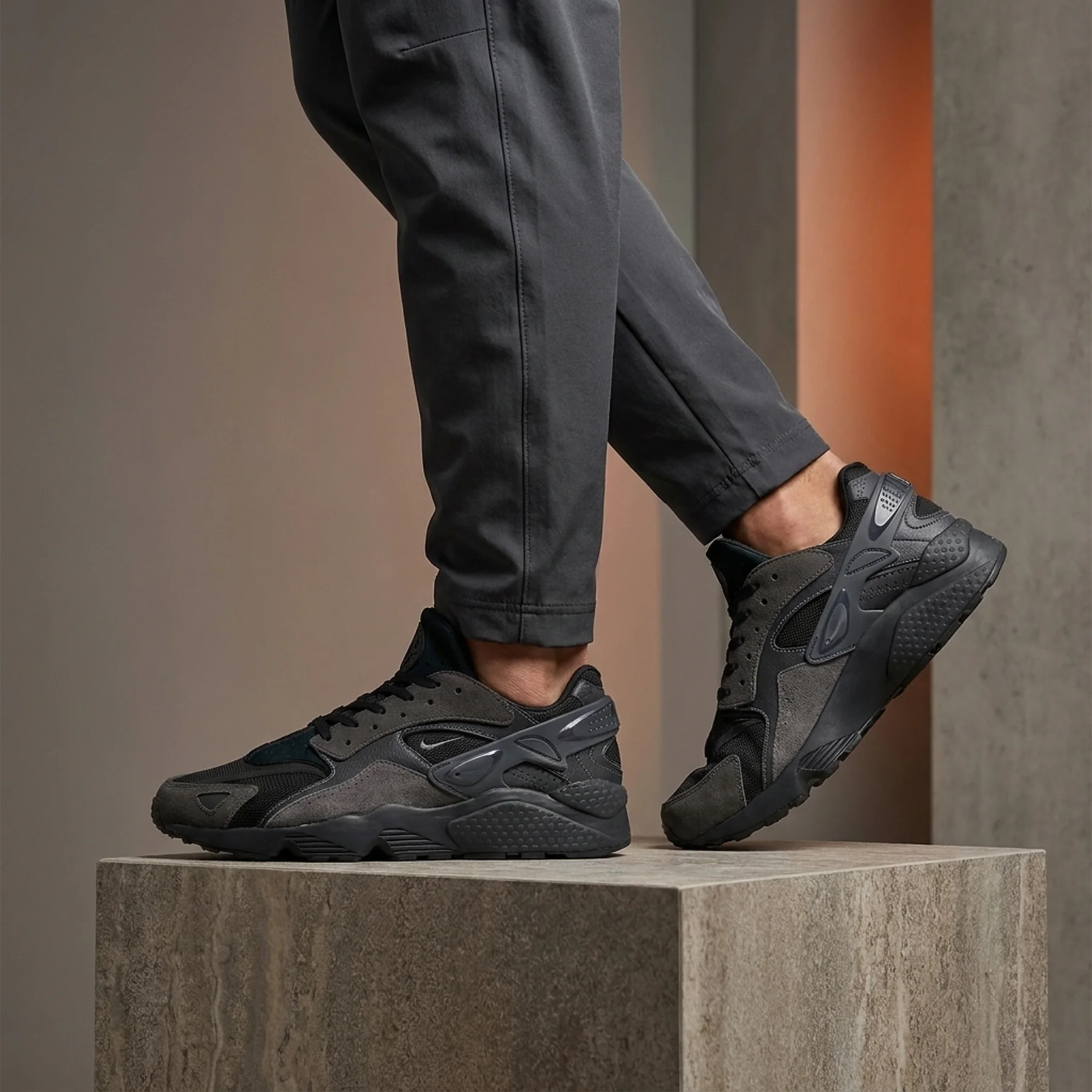 Кросівки чоловічі Nike Air Huarache Runner Anthracite (DZ3306-002)