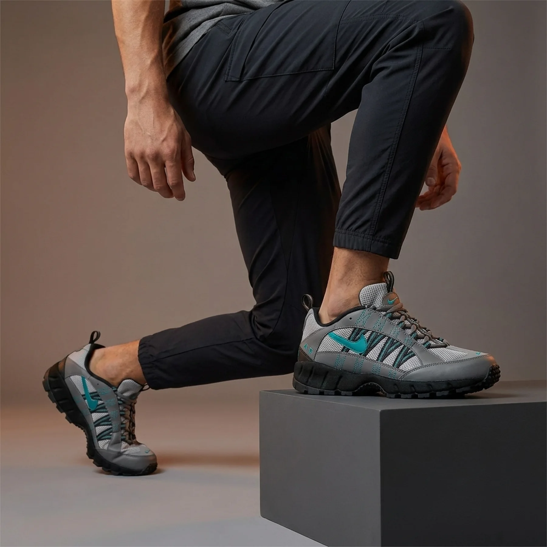 Кросівки чоловічі Nike Air Humara (FJ7109-003)