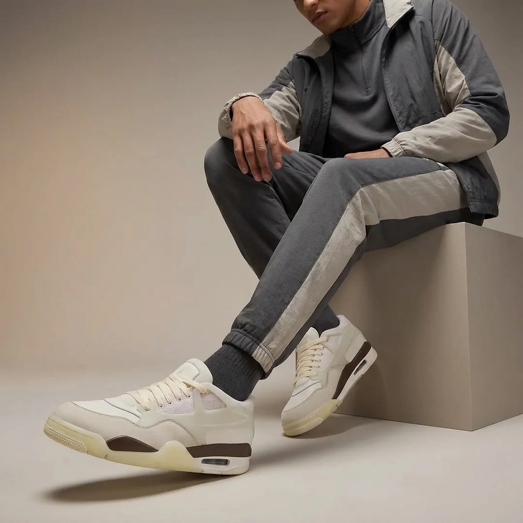 Кросівки чоловічі Jordan Air Jordan 4 Rm Beige (IB8857-141)