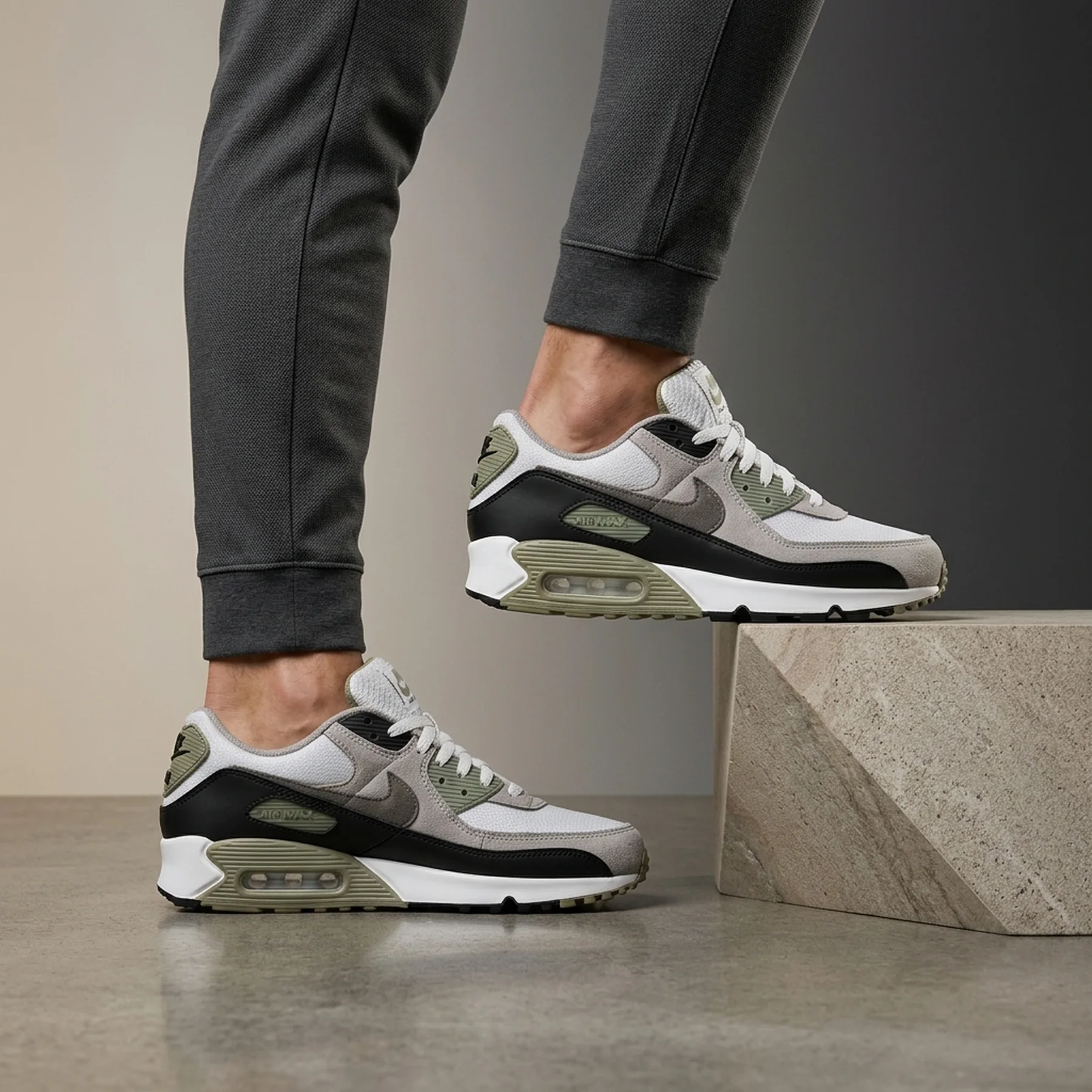 Кросівки чоловічі Nike Air Max 90 (DM0029-011)