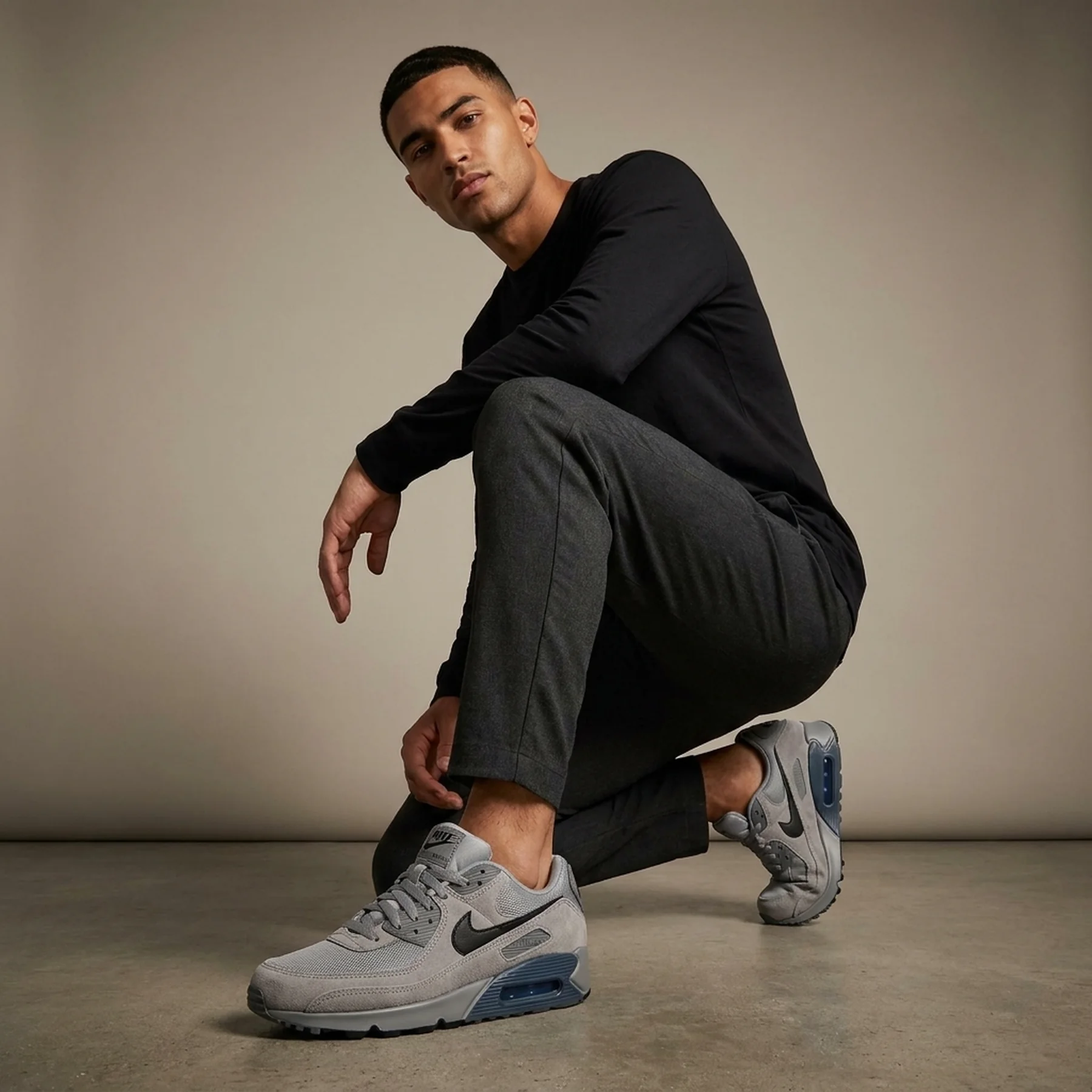 Кросівки чоловічі Nike Air Max 90 Grey/Black (DO6706-002)