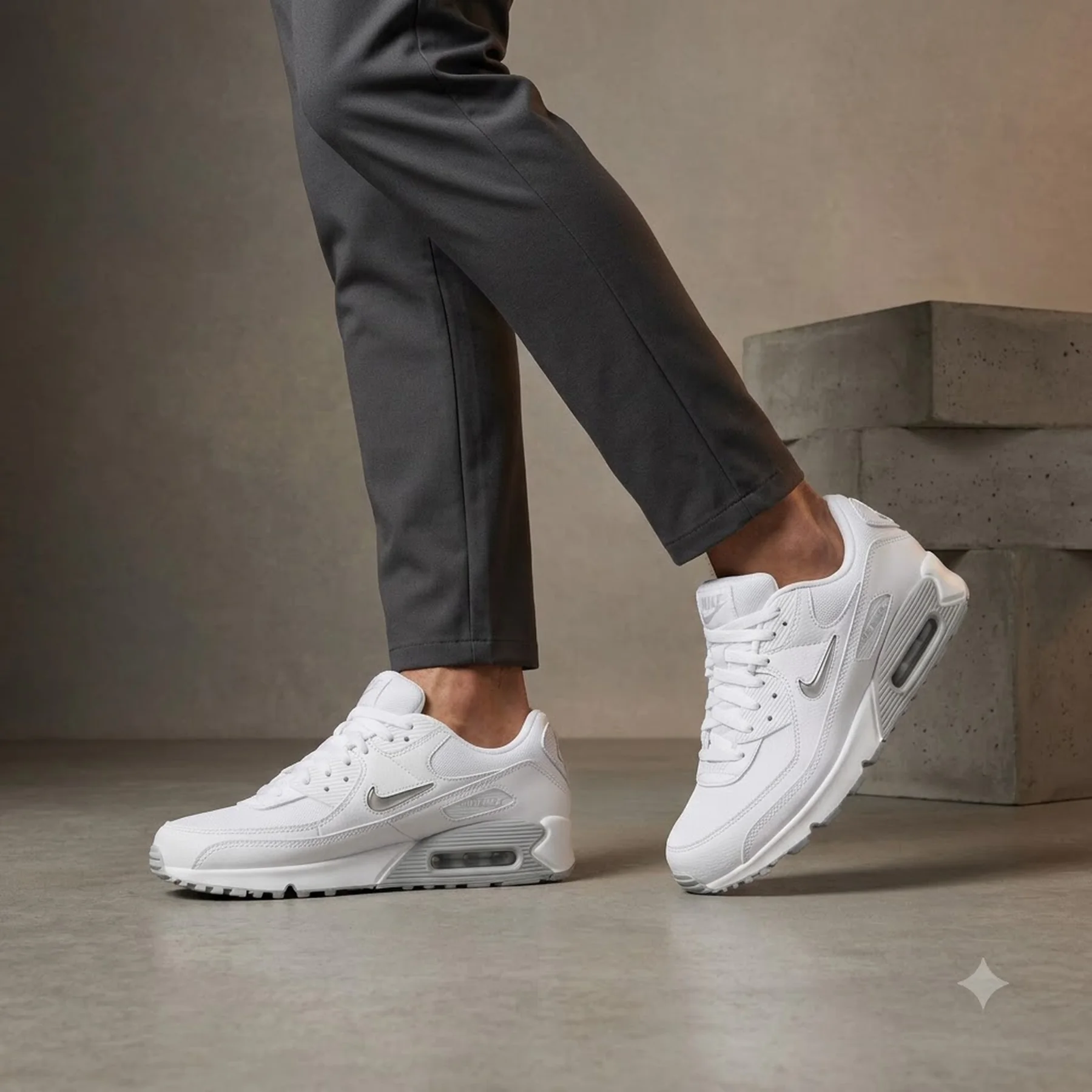 Кросівки чоловічі Nike Air Max 90 Jewel Swoosh Casual Shoes White (FN8005-100)