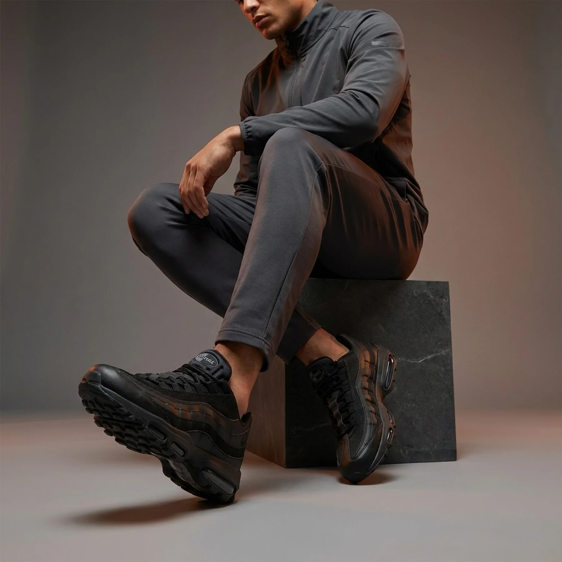 Кросівки чоловічі Nike Air Max 95 Ultra (DM2815-001)
