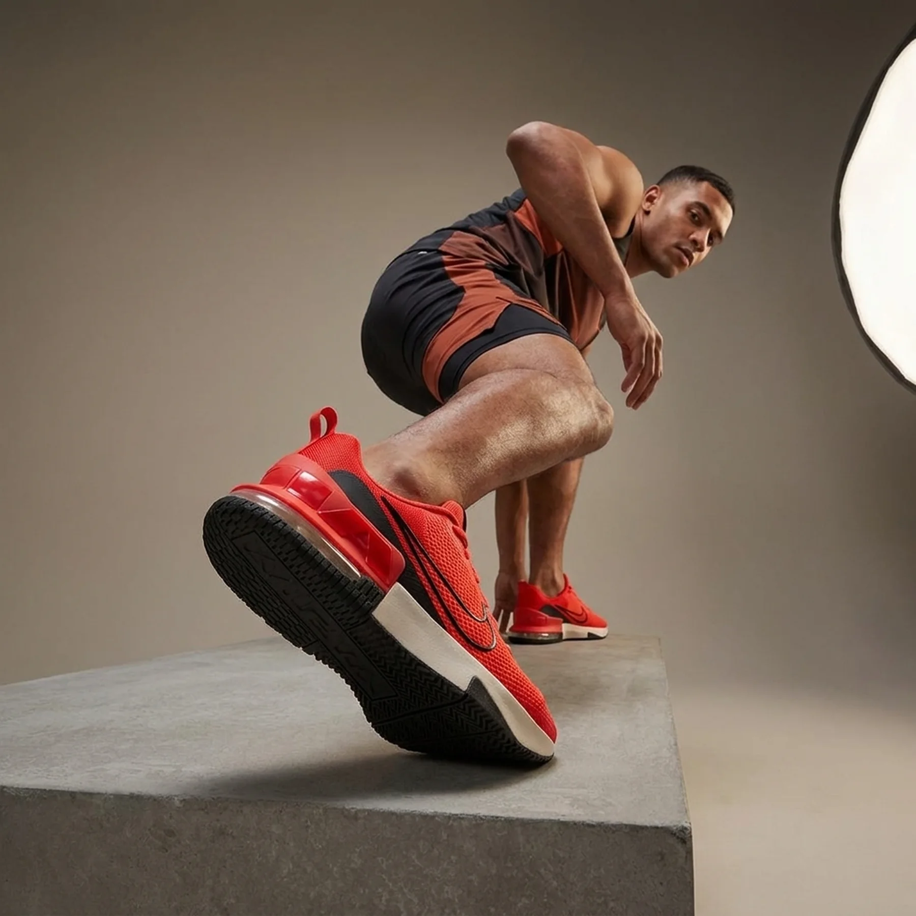 Кросівки чоловічі Nike Air Max Alpha Trainer 6 M (FQ1833-800)