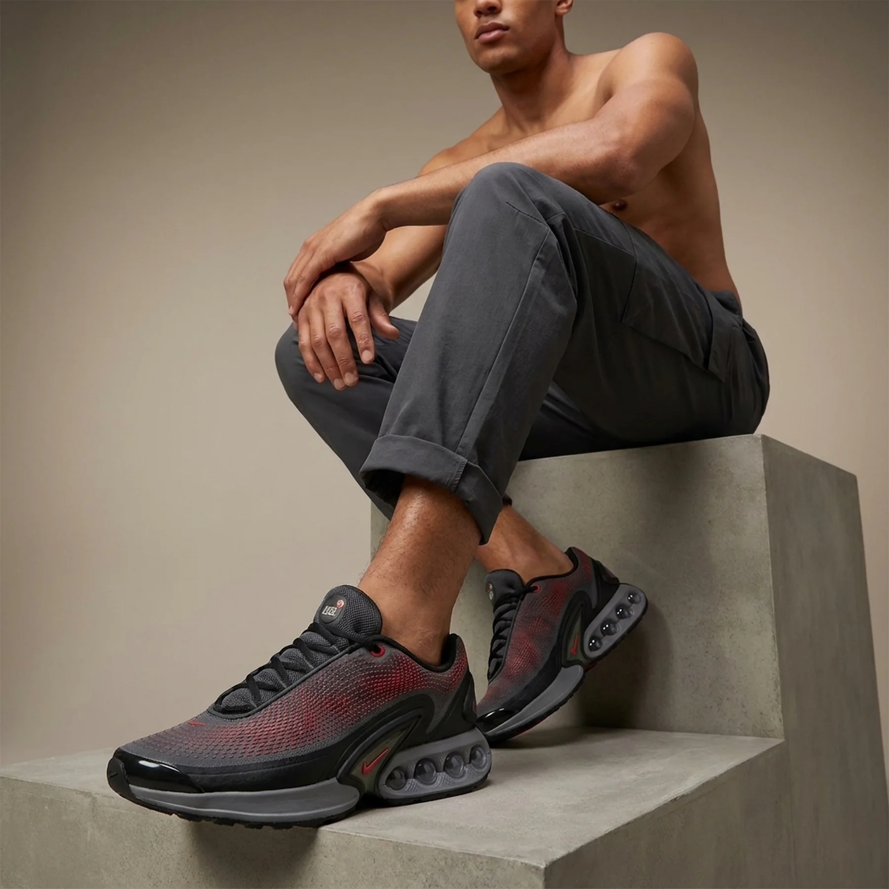 Кросівки чоловічі Nike Air Max Dn (HM0708-002)