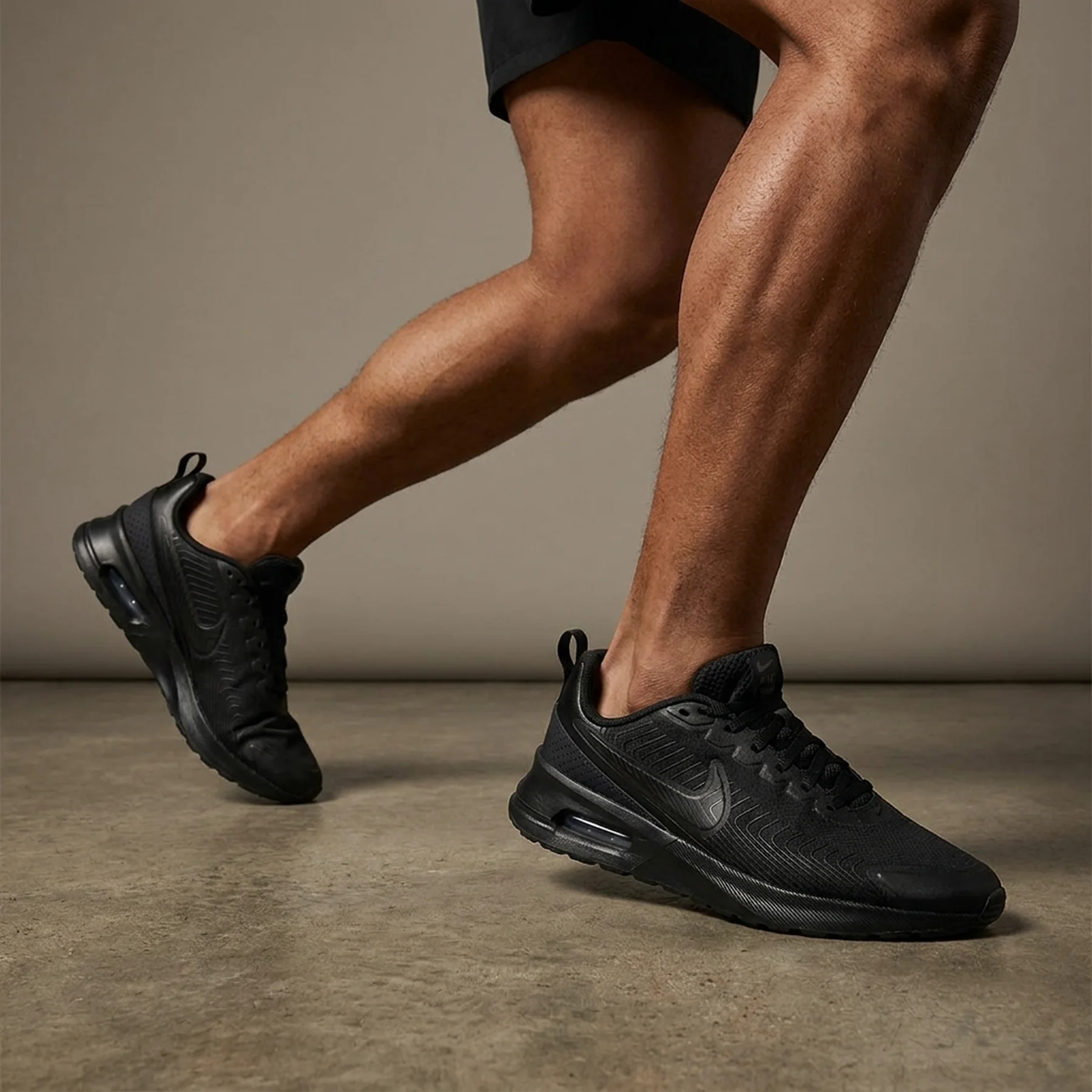Кросівки чоловічі Nike Air Max Nuaxis (FD4329-004)
